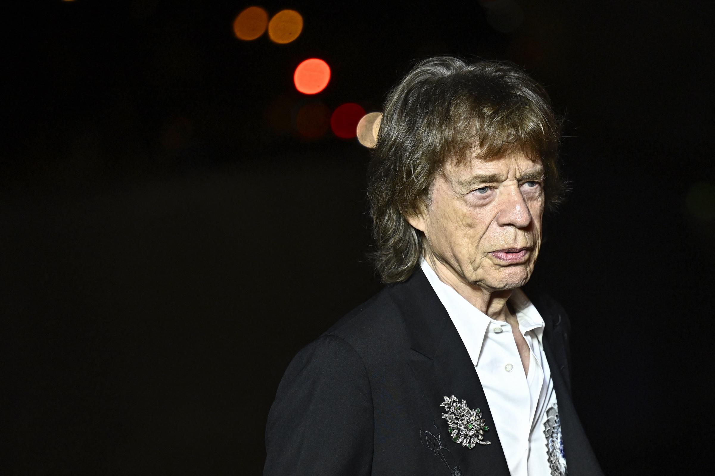 Sir Mick Jagger arrive pour "Le prélude aux Jeux olympiques" avant les Jeux olympiques de Paris 2024, le 25 juillet 2024, à Paris. | Source : Getty Images