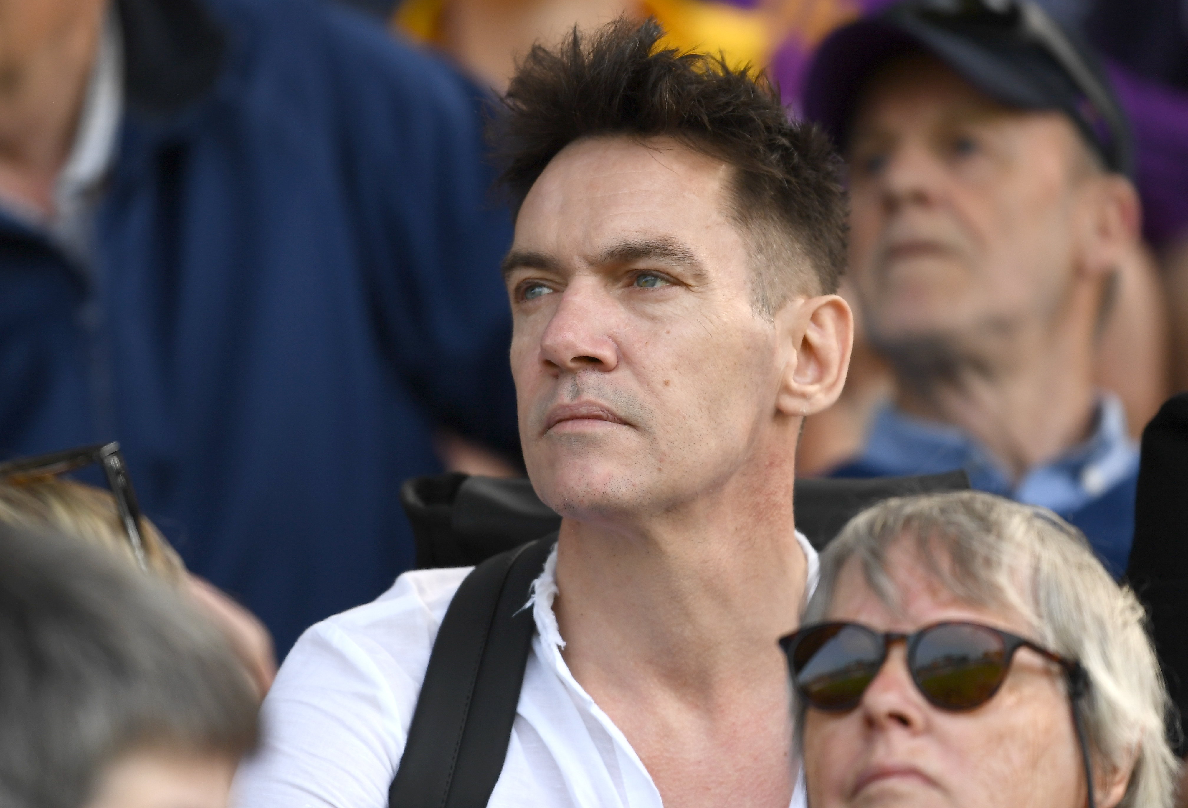 Jonathan Rhys Meyers lors du match de la quatrième journée du championnat senior de Leinster GAA Hurling, le 21 mai 2023 à Wexford, en Irlande. | Source : Getty Images