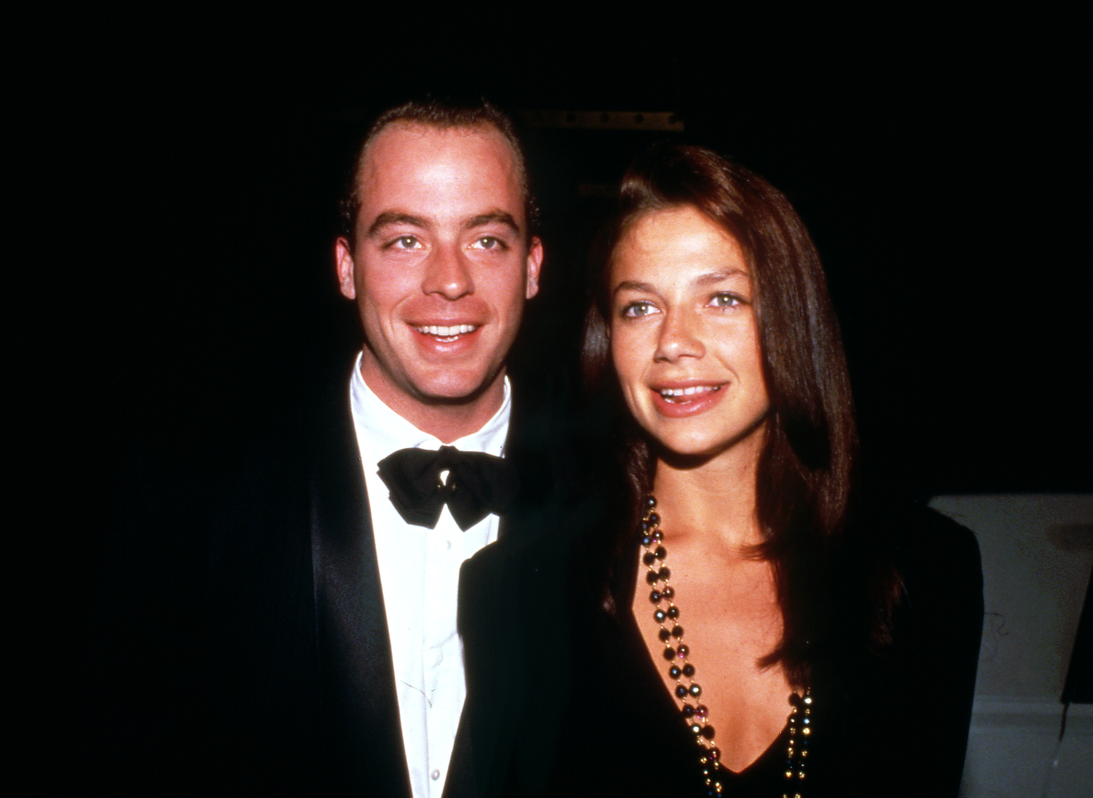 Le célèbre acteur/chanteur et Justine Bateman, vers les années 1980. | Source : Getty Images