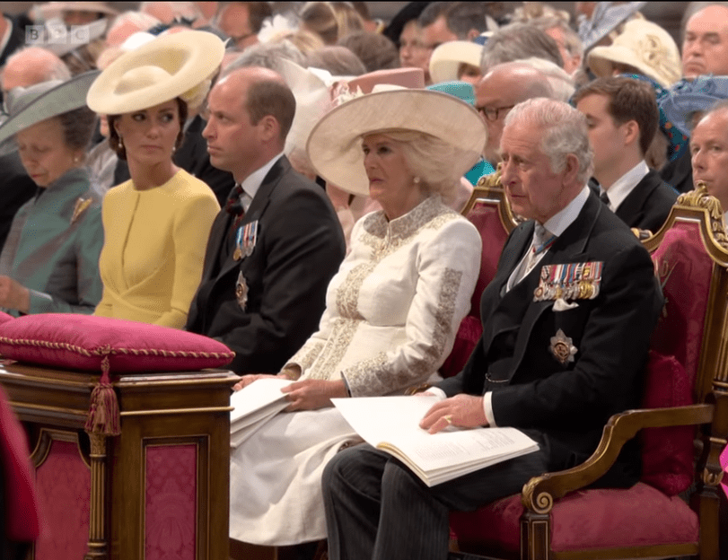 Le prince Charles et Camilla, le prince William et son épouse lors du jubilé de platine de la reine. | Source : youtube.com| Political TV