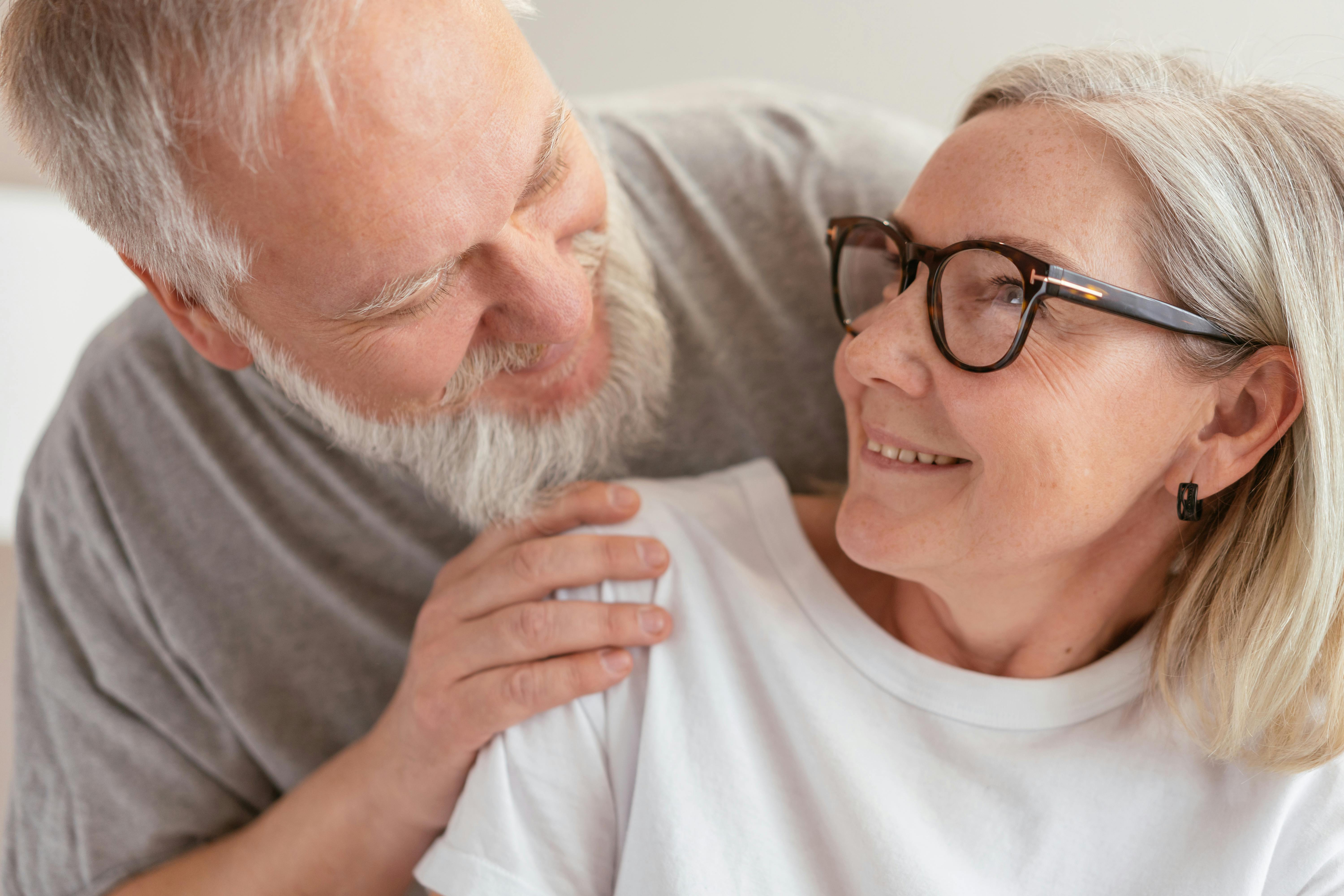 Un couple de seniors | Source : Pexels