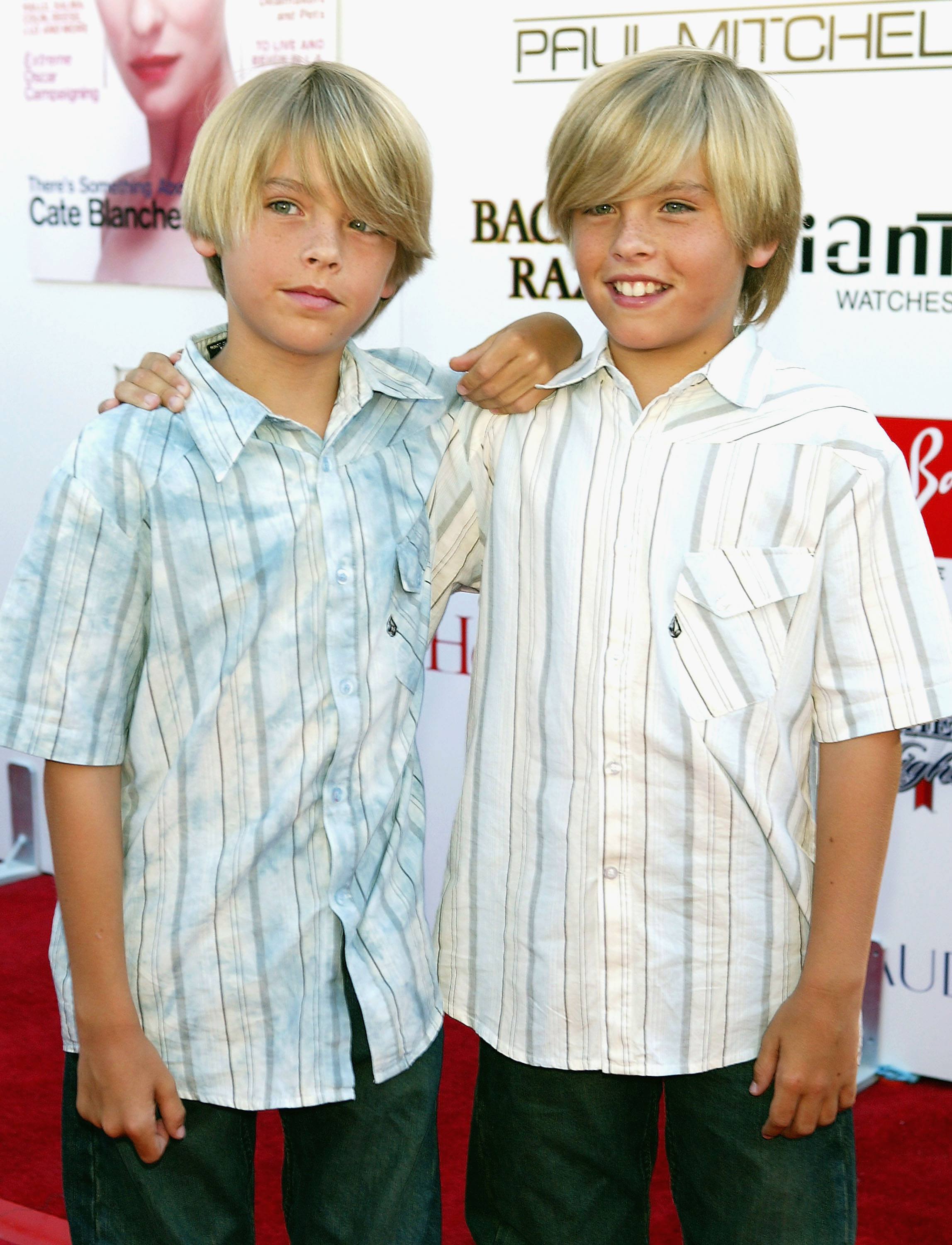 Cole et Dylan Sprouse à la 6e cérémonie annuelle des Movieline Young Hollywood Awards, le 2 mai 2004, à Hollywood, en Californie. | Source : Getty Images