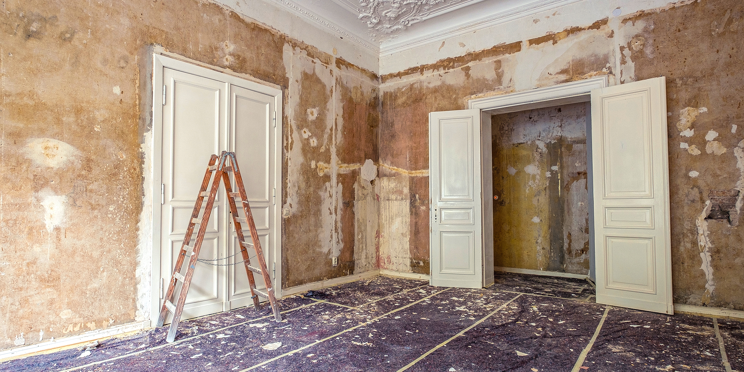 L'intérieur d'une maison en cours de rénovation | Source : Shutterstock