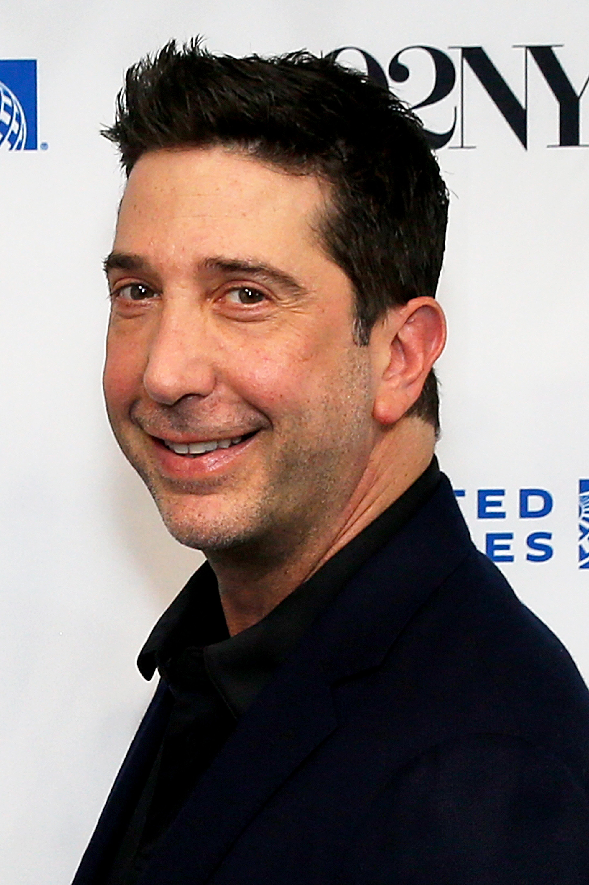 David Schwimmer assiste à une conférence avec James Burrows le 08 juin 2022 à New York | Source : Getty Images