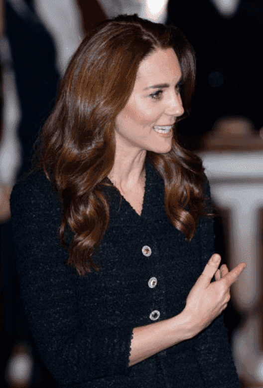 Au profit de la Royal Foundation, Kate Middleton est arrivée pour la représentation spéciale de "Dear Evan Hansen" au Noel Coward Theatre le 25 février 2020 à Londres, en Angleterre | Source: Max Mumby / Indigo / Getty Images