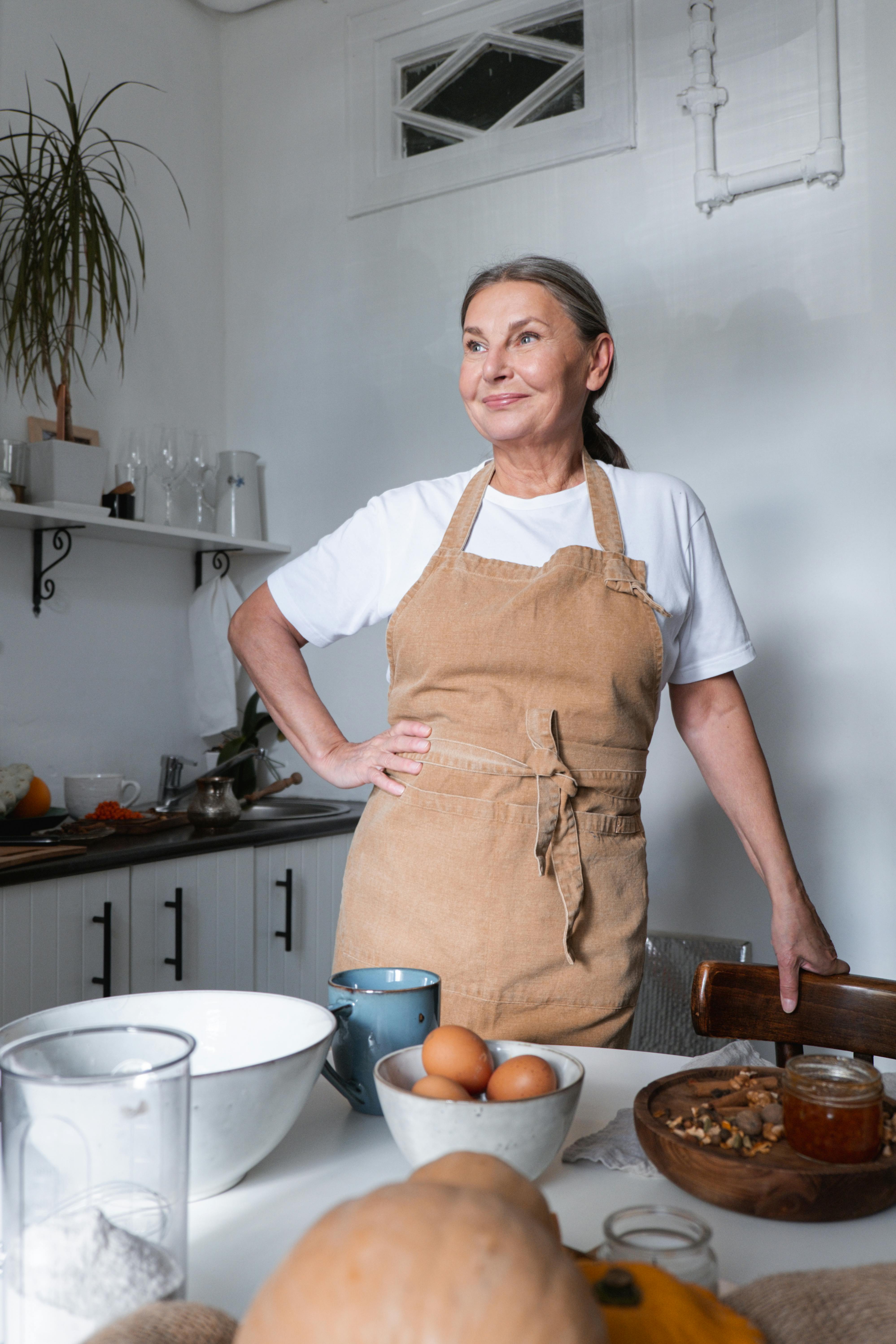 Une femme dans une cuisine | Source : Pexels