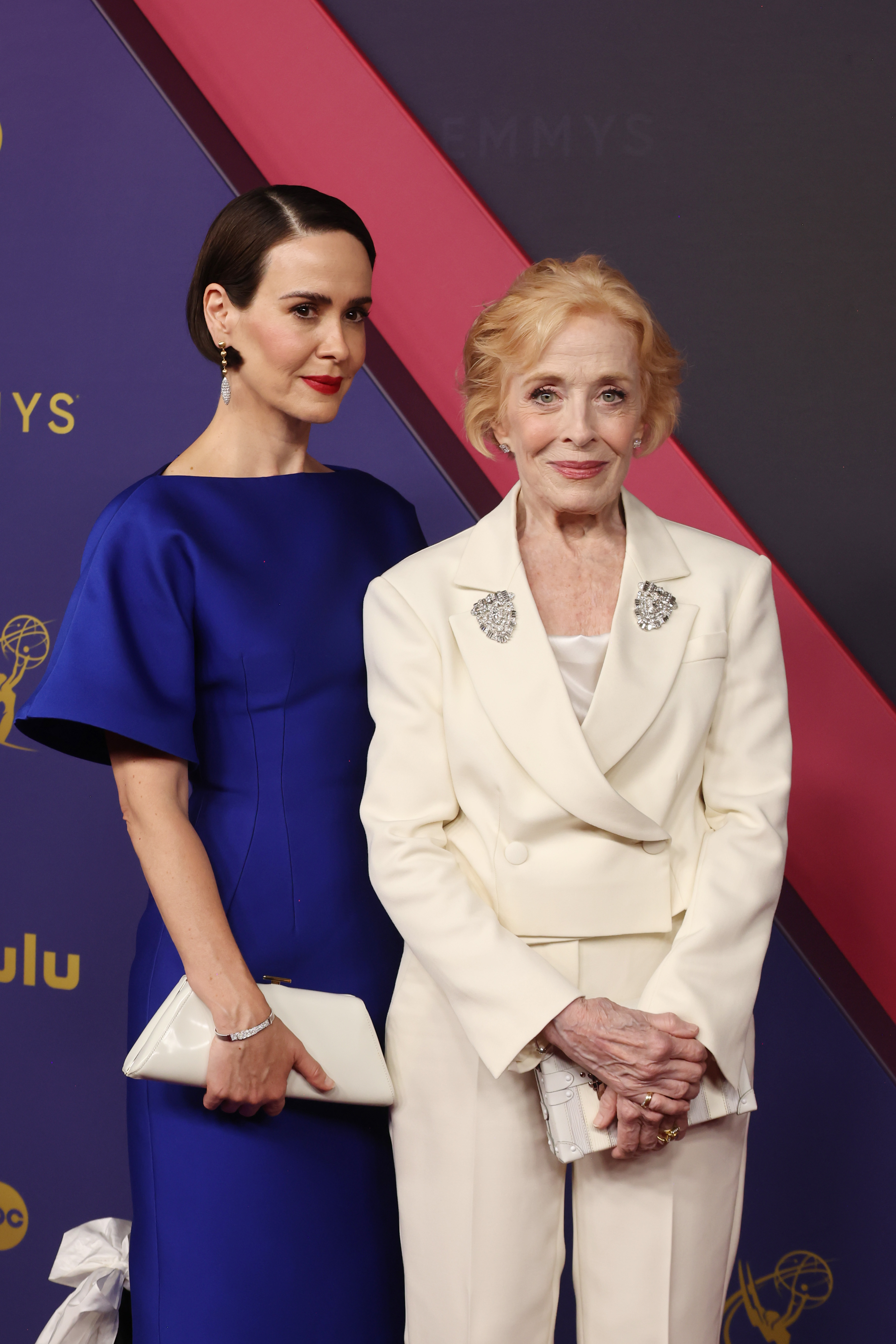 Sarah Paulson et Holland Taylor lors de la 76e édition des Primetime Emmy Awards, le 15 septembre 2024, à Los Angeles, en Californie. | Source : Getty Images