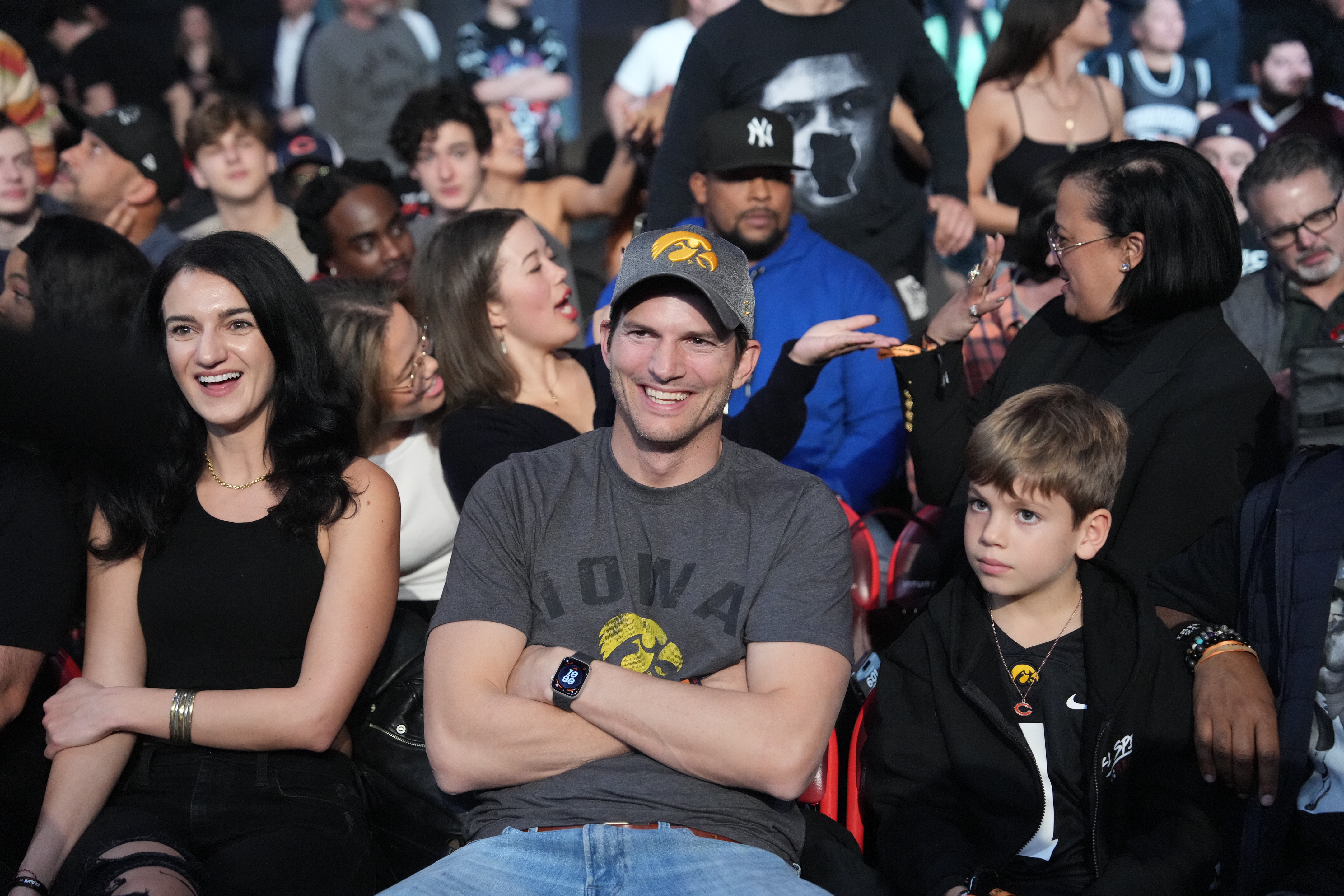 Ashton et Dimitri Kutcher. | Source : Getty Images