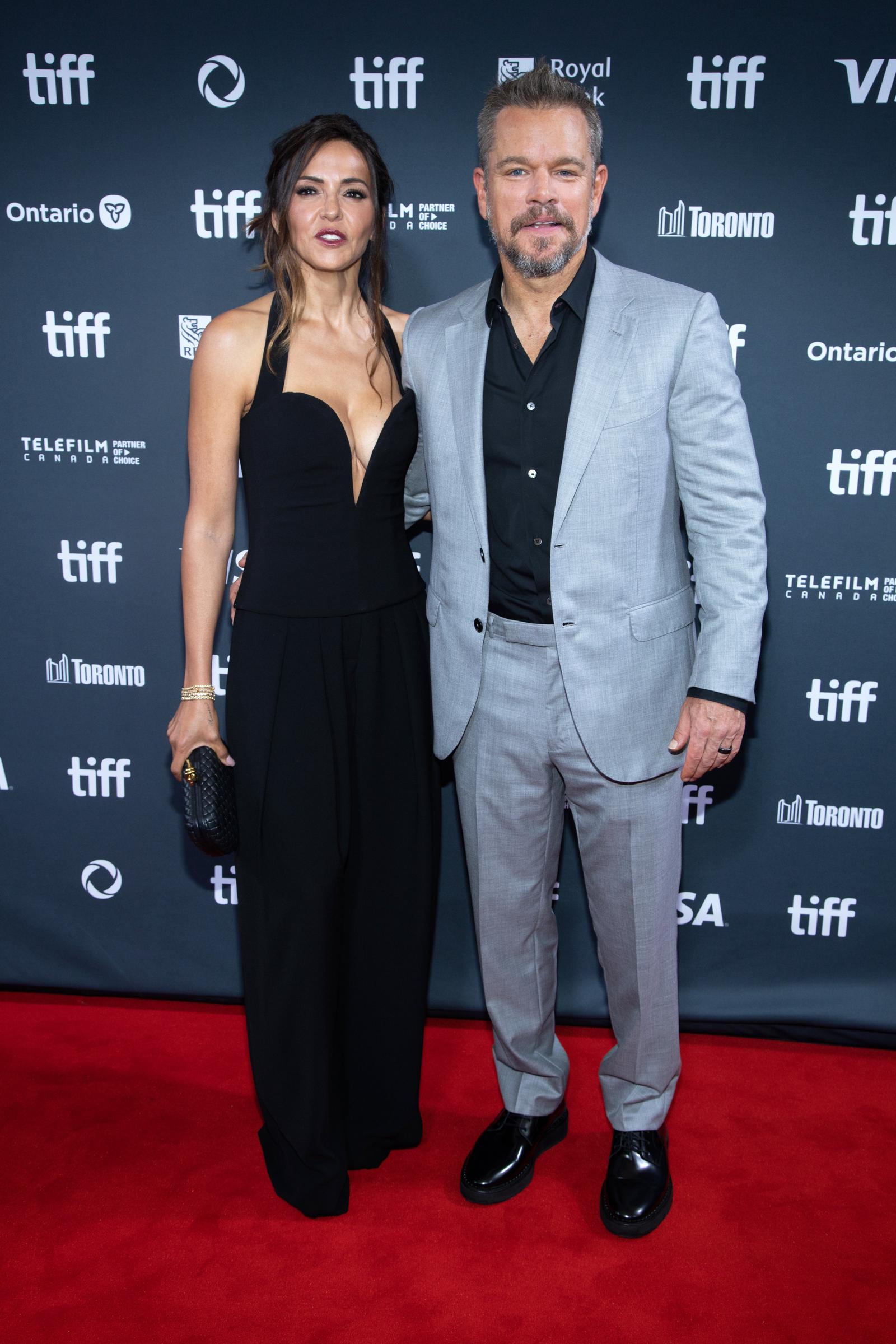 Luciana Barroso et Matt Damon à la première de "Unstoppable" lors du 2024 TIFF à Toronto, Canada, le 6 septembre 2024 | Source : Getty Images