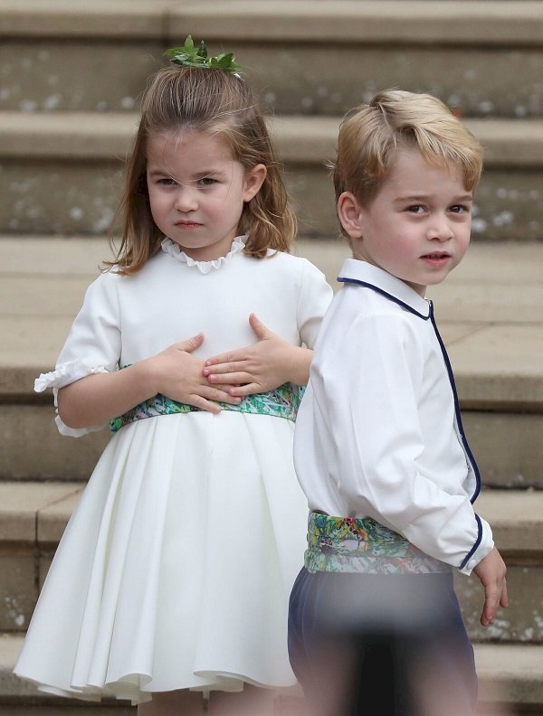 Le prince George et la princesse Charlotte au mariage de la princesse Eugenie à la chapelle St. George's le 12 octobre 2018 | Photo : Getty Images