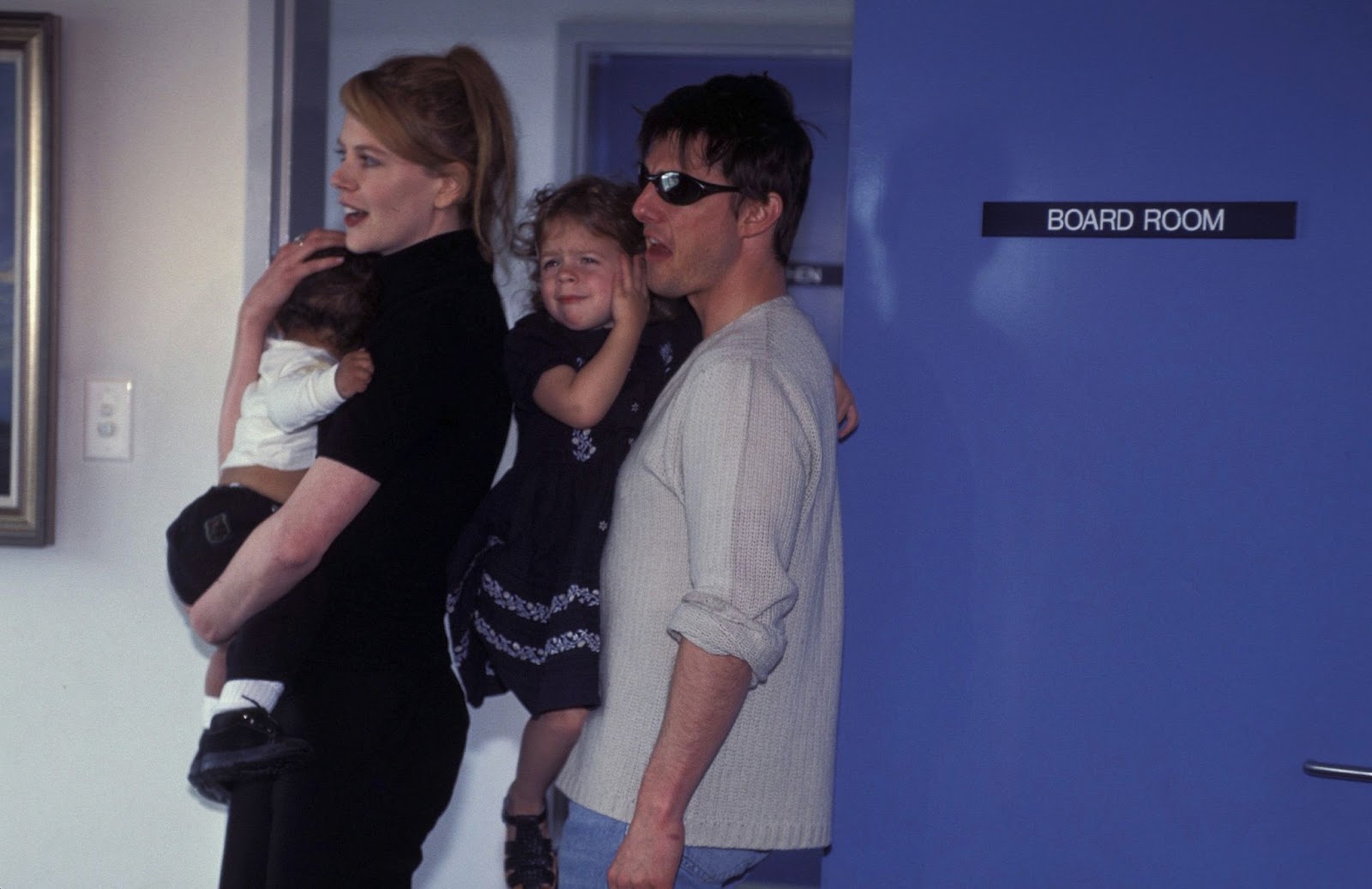 Nicole Kidman et Tom Cruise aperçus avec leurs enfants en 1996. | Source : Getty Images