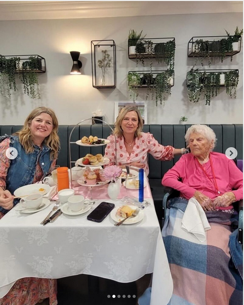 Un goûter pour célébrer l'anniversaire d'Ethel May Caterham, extrait d'un post daté du 6 mai 2025 | Source : Instagram/longeviquest