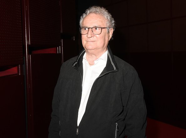  L'acteur Daniel Prévost assiste à la projection du film "Les Chinois A Paris". | Photo : Getty Images