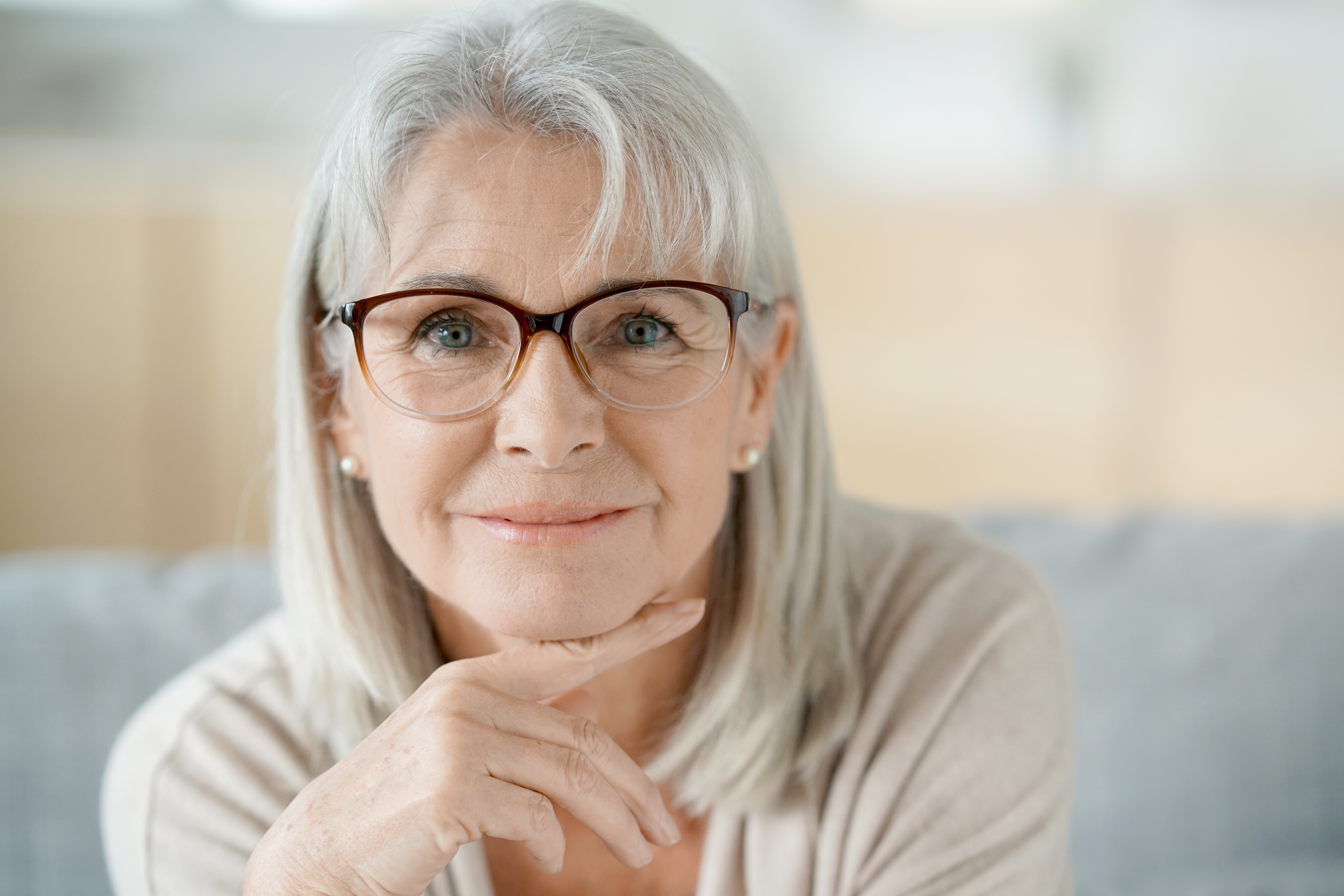 Une dame âgée | Source : Shutterstock