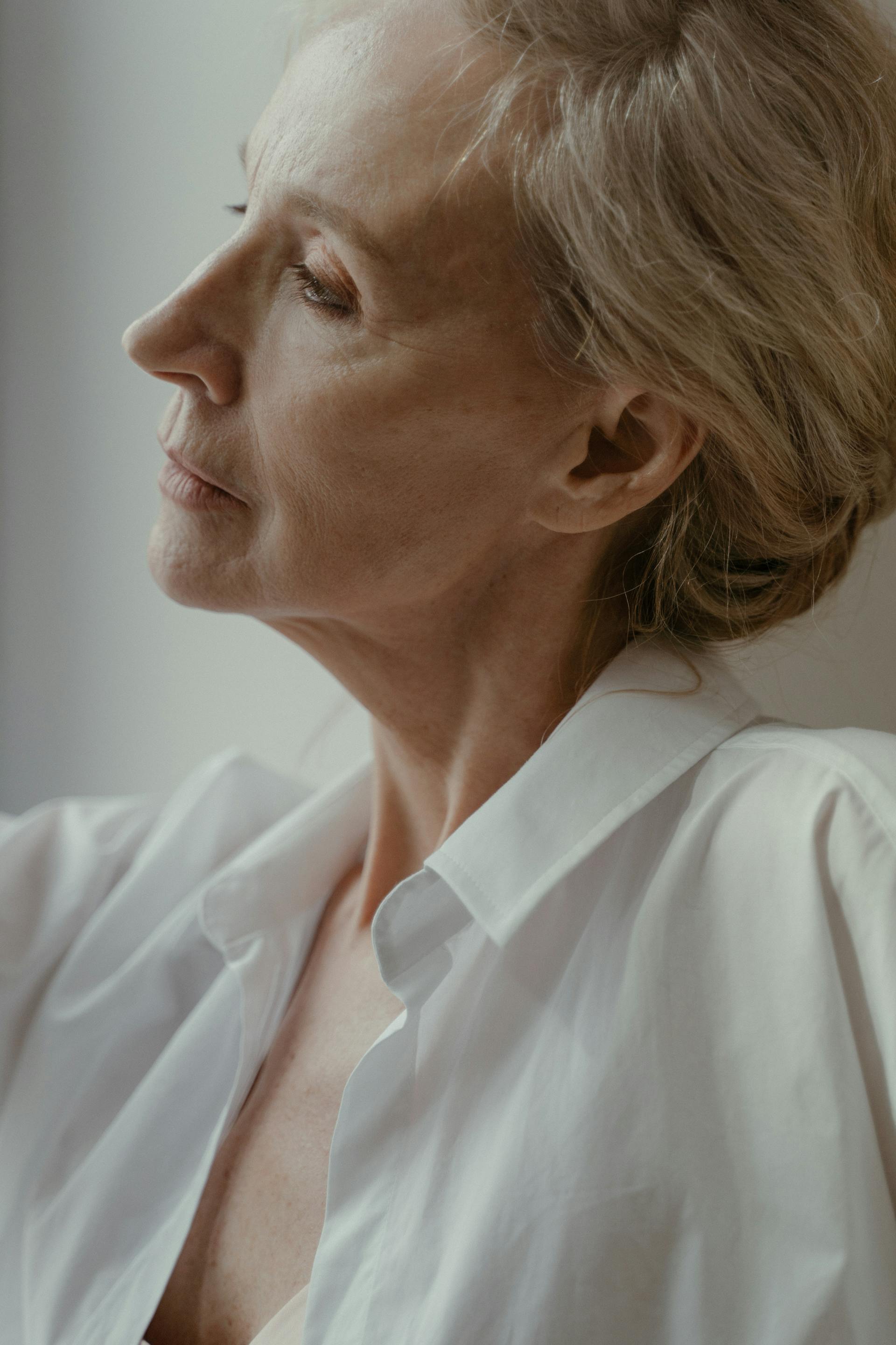 Une femme réfléchie | Source : Pexels