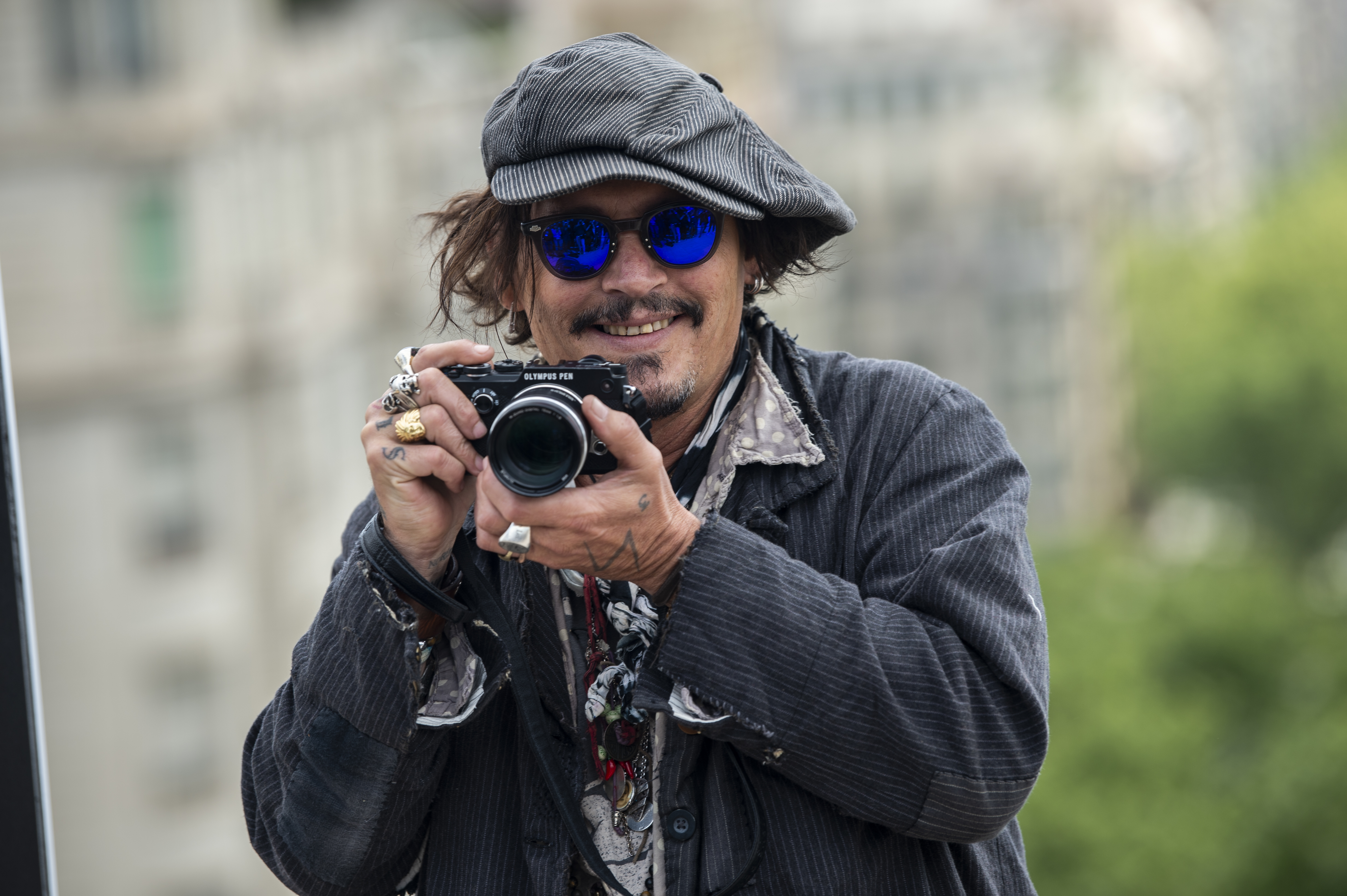 Johnny Depp participe à un photocall pour présenter son dernier film "Minamata" pendant le BCN Film Festival à l'hôtel Casa Fuster le 16 avril 2021 à Barcelone, Espagne | Source : Getty Images
