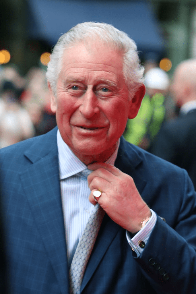 Le Prince Charles, Prince de Galles, vu à son arrivée pour les Prince's Trust Awards au Palladium de Londres le 11 mars 2020 à Londres, Angleterre. | Photo : Getty Images
