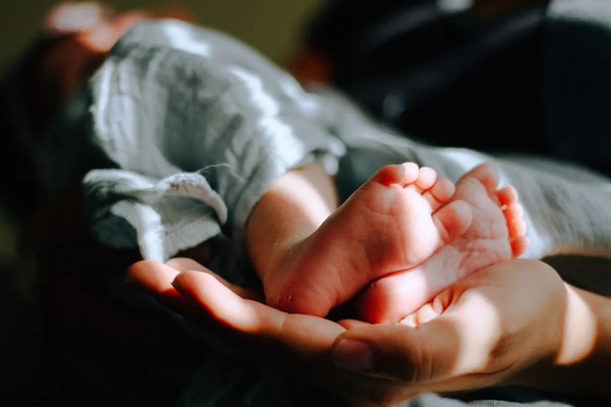 Une image des pieds d'un bébé. | Photo : Unsplash
