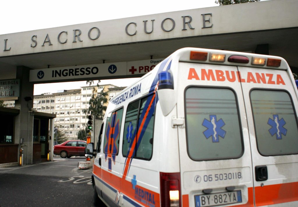 Une ambulance. | Photo : Getty Images
