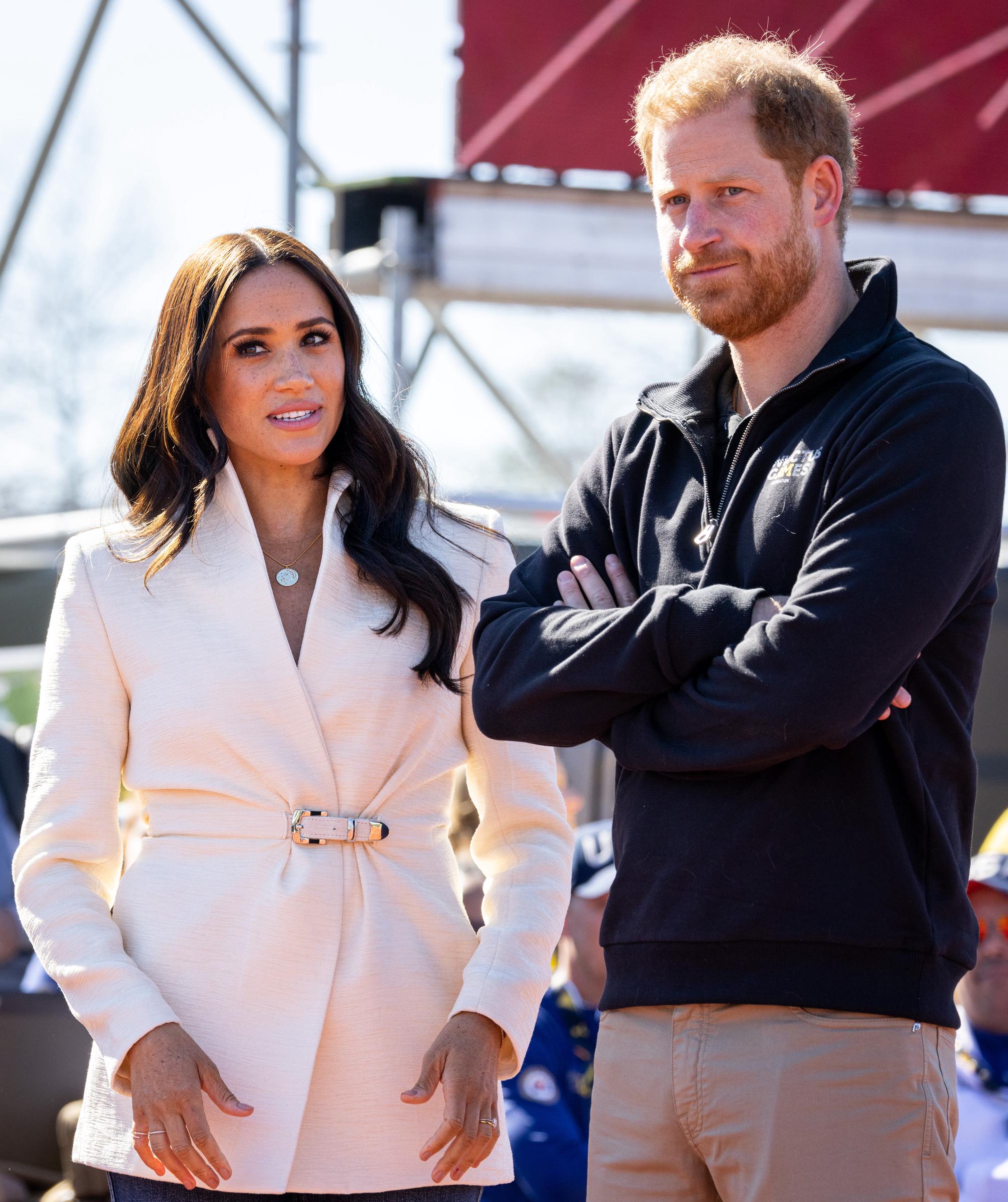 Meghan Markle et le prince Harry lors de la deuxième journée des Invictus Games 2020 à La Haye, aux Pays-Bas, le 17 avril 2022 | Source : Getty Images