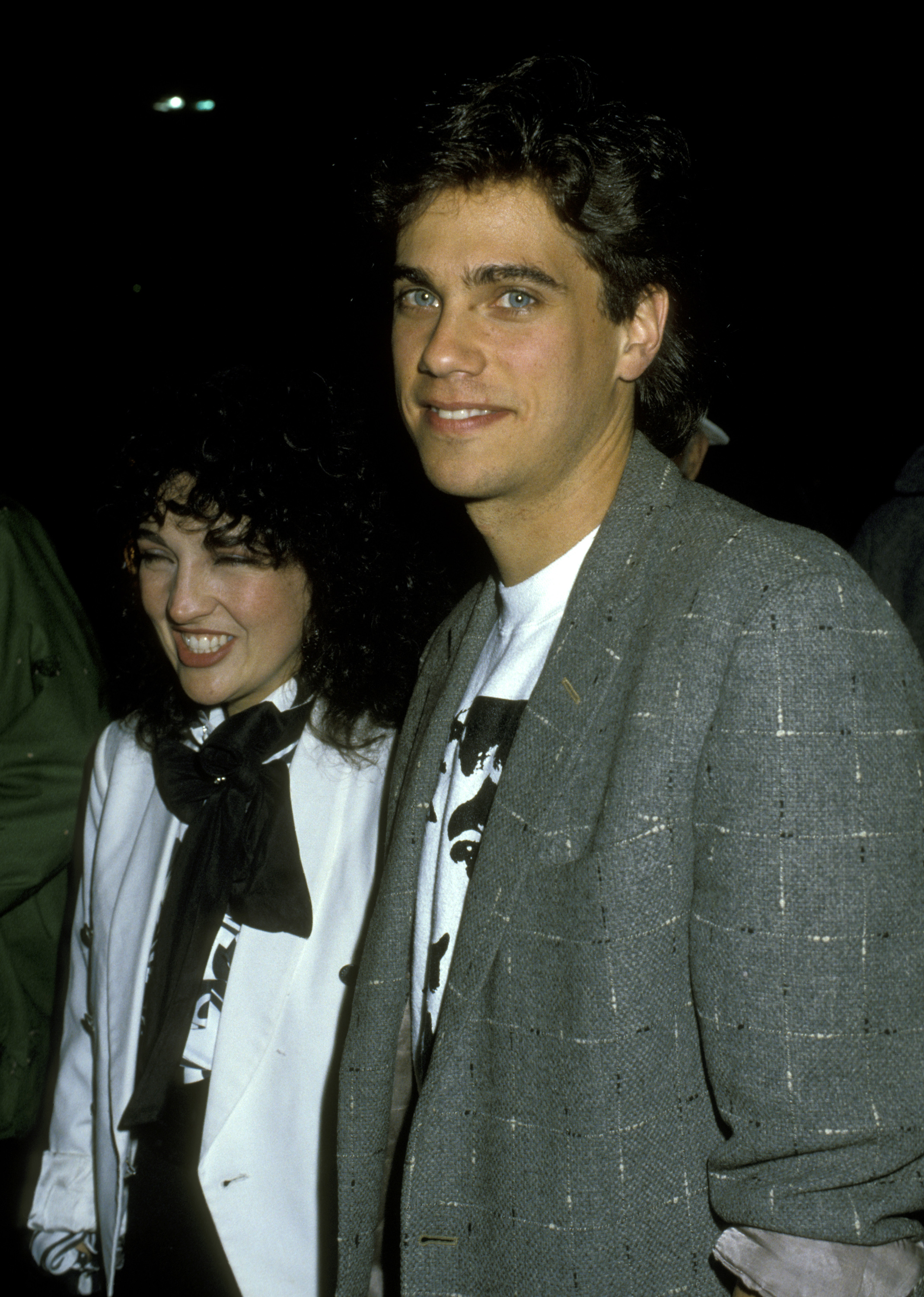 Karla DeVito et Robby Benson le 5 avril 1986 en Californie. | Source : Getty Images