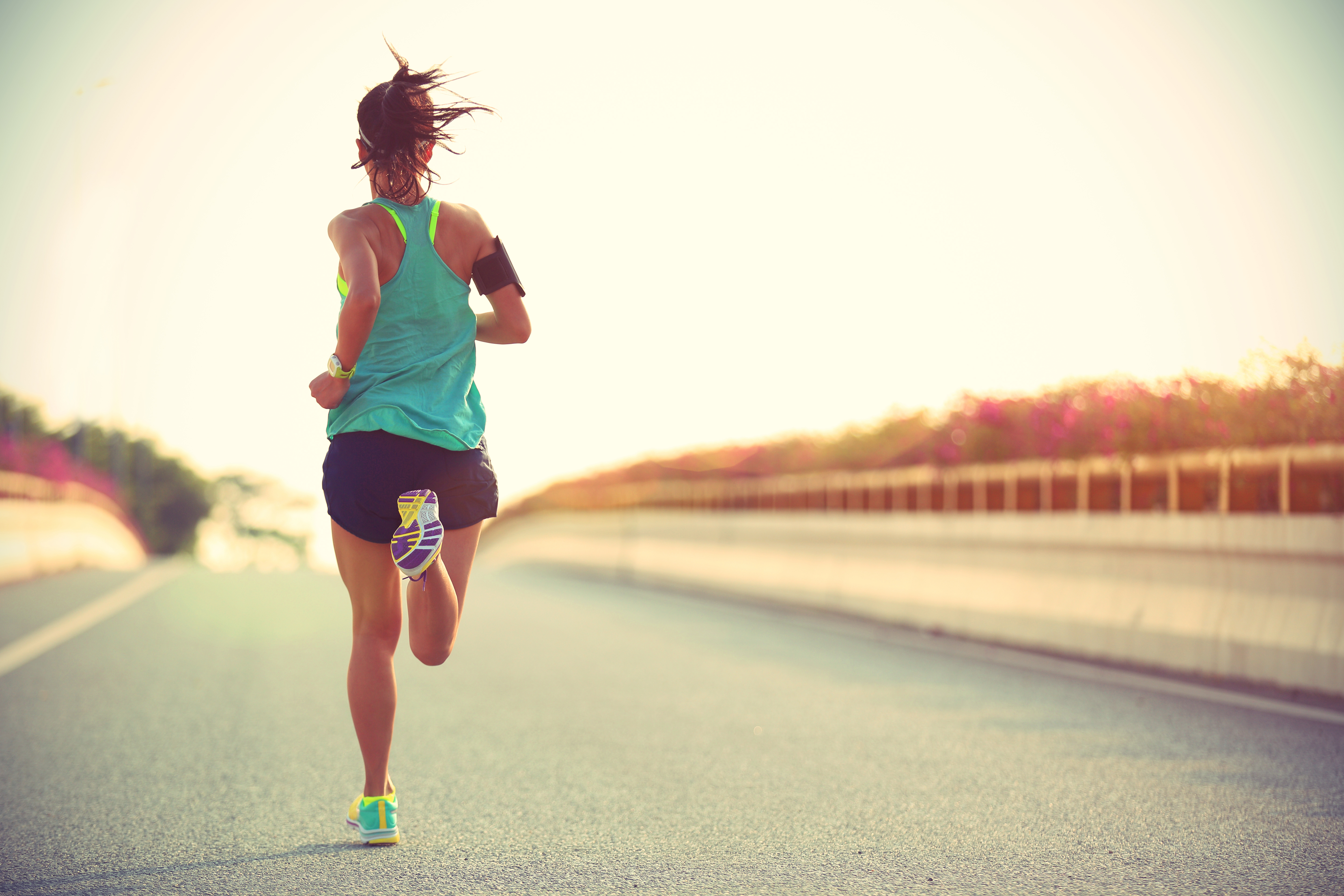 Une femme qui fait du jogging. | Source : Shutterstock