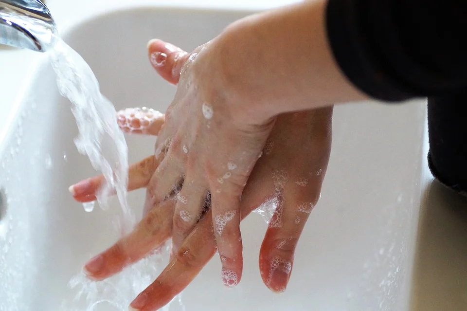 Se laver les mains. | Photo : Pixabay