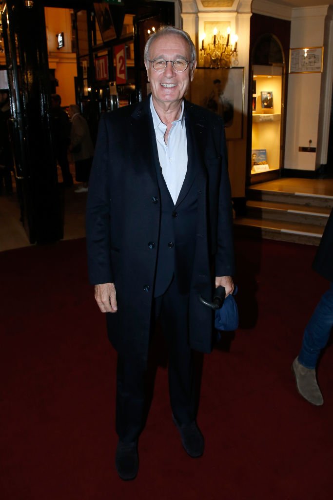  L'acteur Bernard Le Coq assiste à la pièce de théâtre "Ramsès II" au Théâtre des Bouffes Parisiens le 23 octobre 2017 à Paris