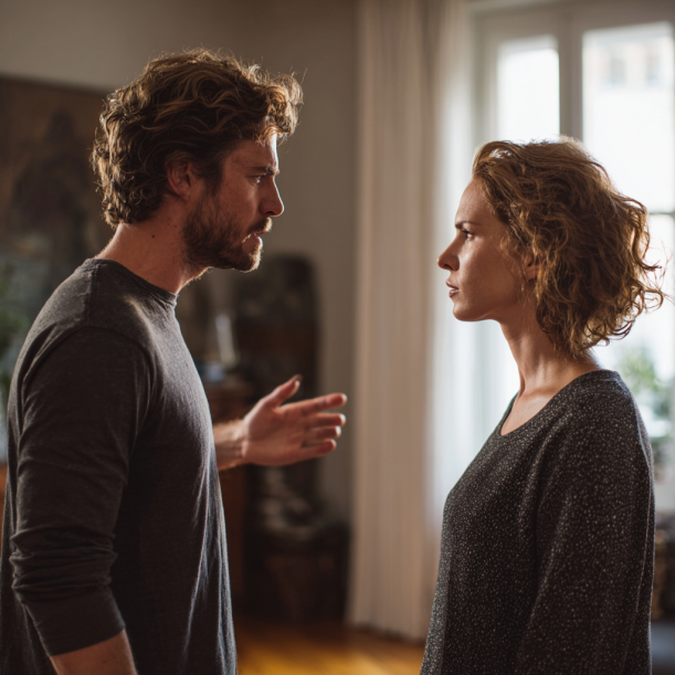 Un couple qui se dispute | Source : Midjourney