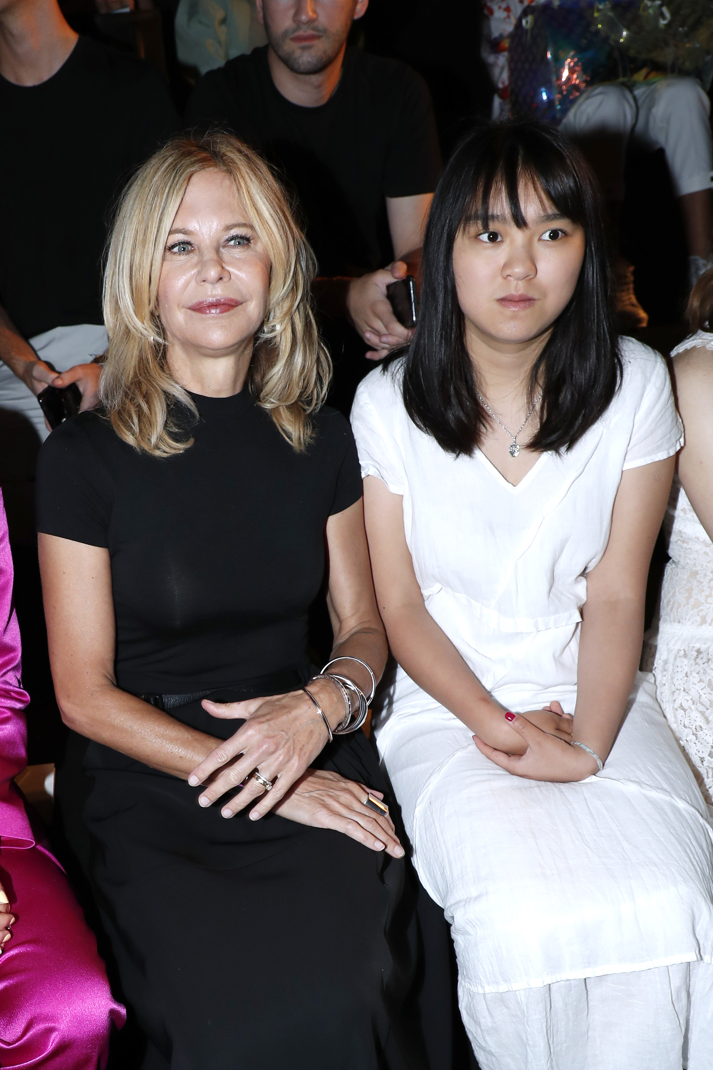 Meg Ryan et sa fille Daisy True Ryan lors de la semaine de la mode de Paris le 01 juillet 2019 à Paris, en France. | Source : Getty Images