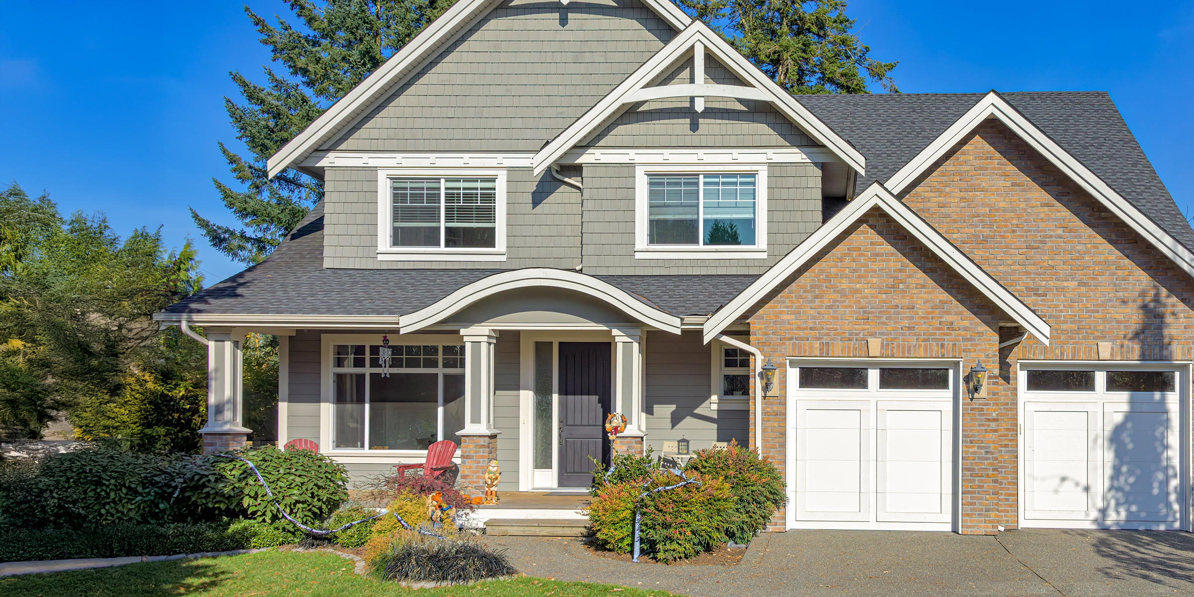 Vue de face d'une maison | Source : Shutterstock