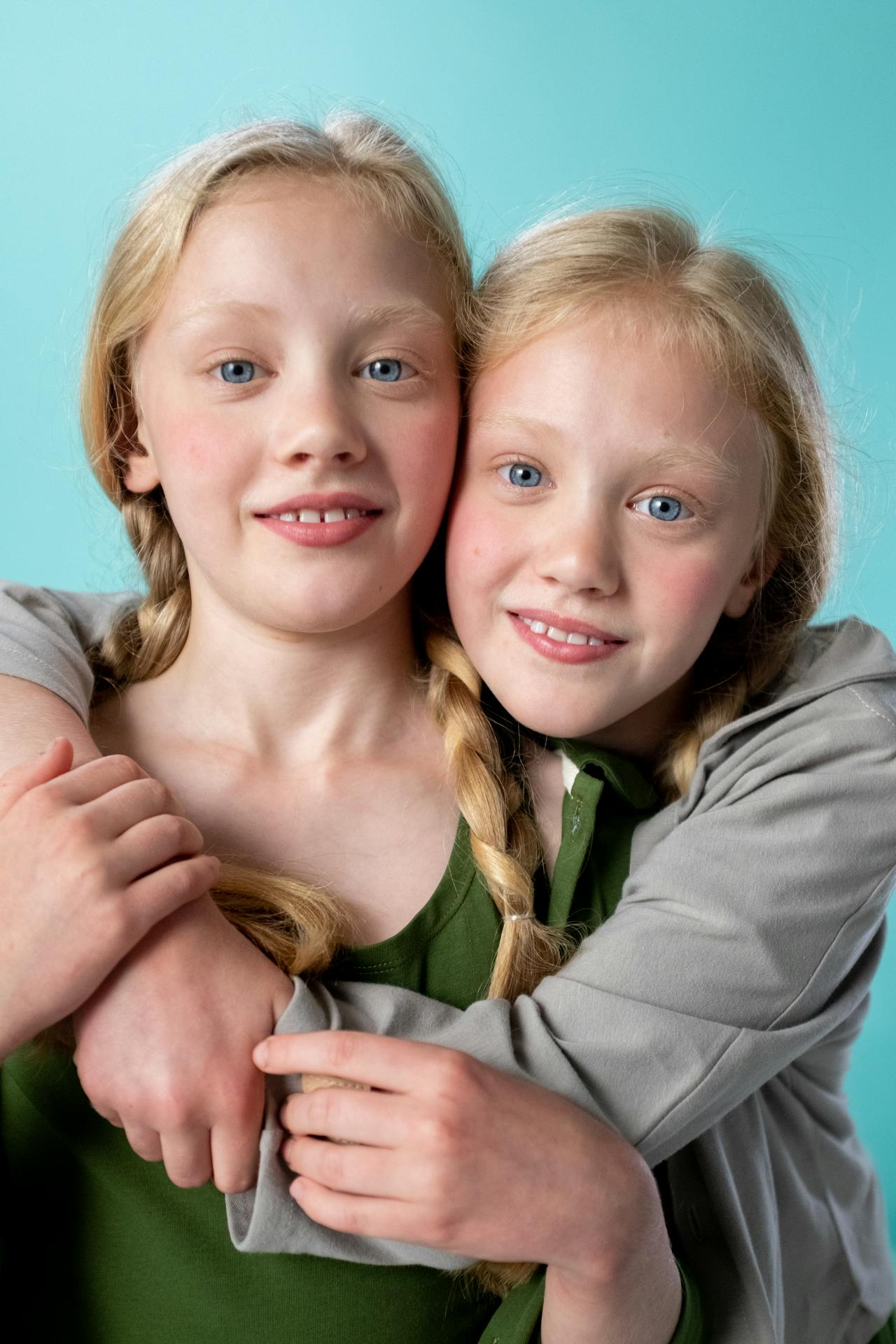 Sœurs jumelles adolescentes | Source : Pexels