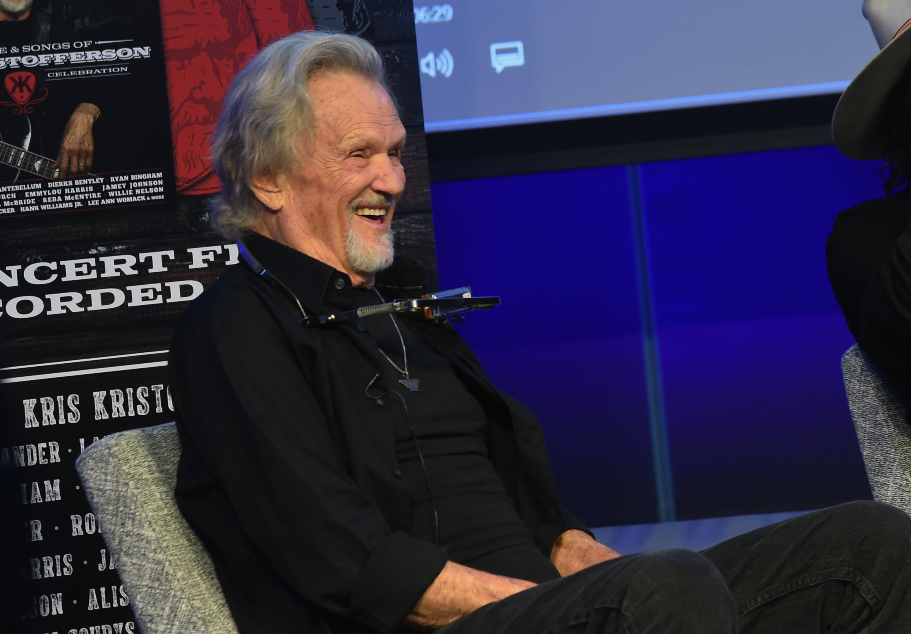 Kris Kristofferson assiste à "Un regard sur la vie et les chansons de Kris Kristofferson" sur les marches de WME à Nashville, Tennessee, le 26 octobre 2017 | Source : Getty Images