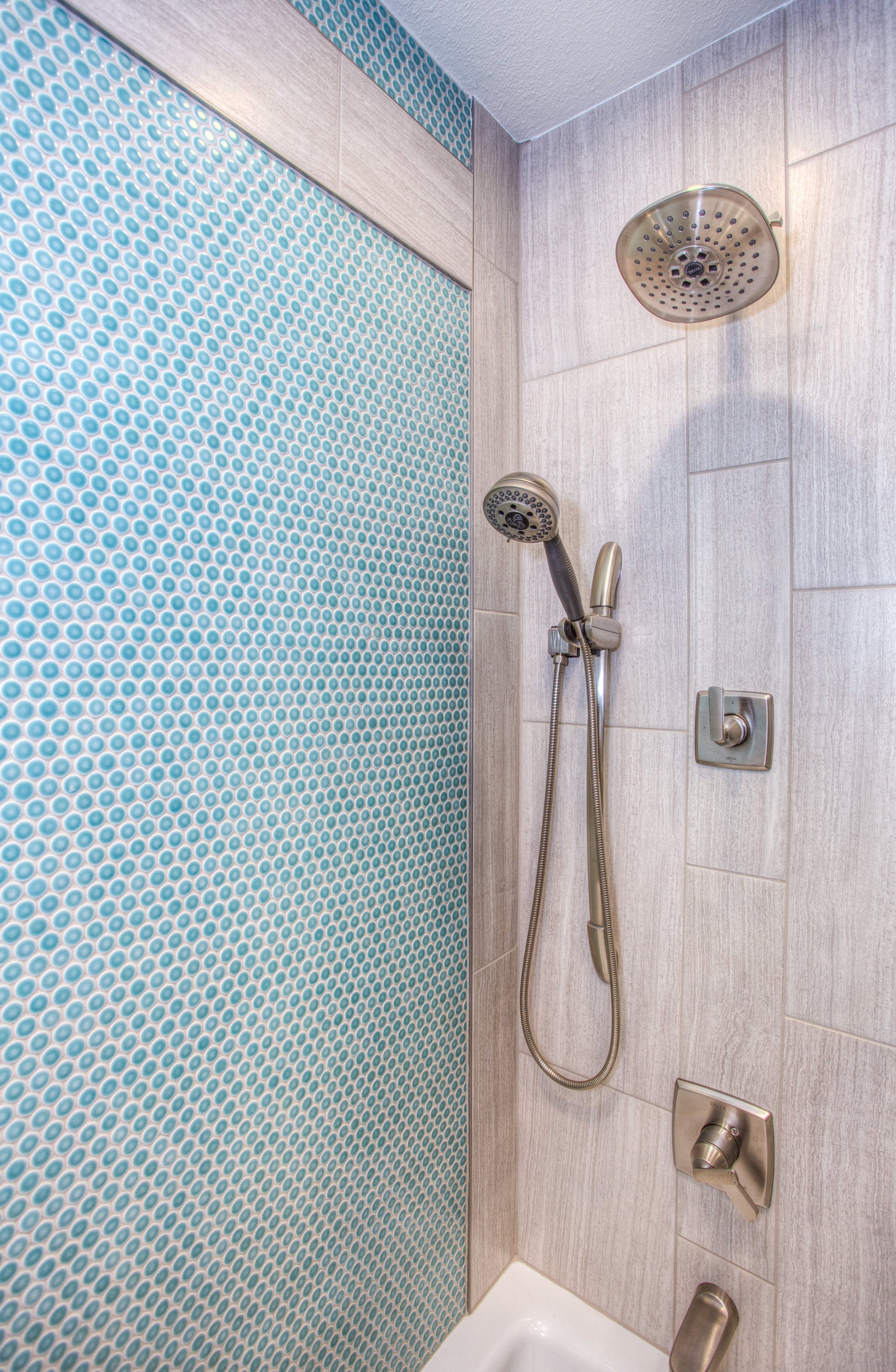 Une douche dans une salle de bain | Source : Pexels