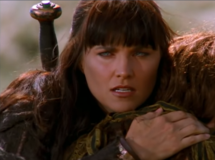 Lucy Lawless dans le rôle de Xena dans "Xena, la guerrière", daté du 6 juillet 2021 | Source : @HerculesXena