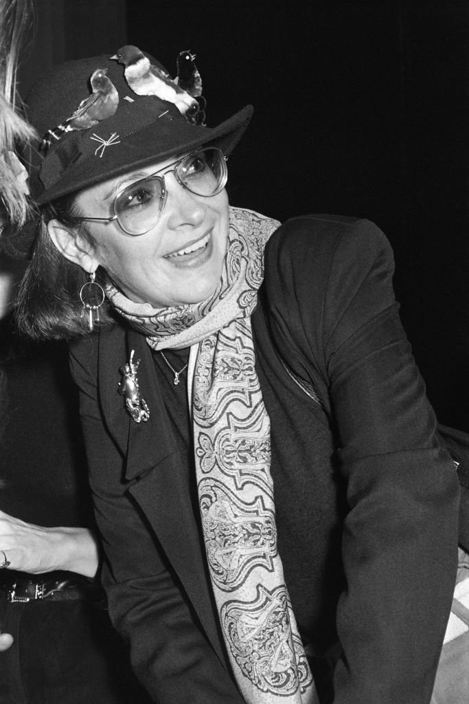 Portrait pris le 8 octobre 1981 montrant l'actrice française Dominique Lavanant lors de l'inauguration du nouveau Théâtre du Splendid, "Le Splendid Saint-Martin". | Photo : Getty Images
