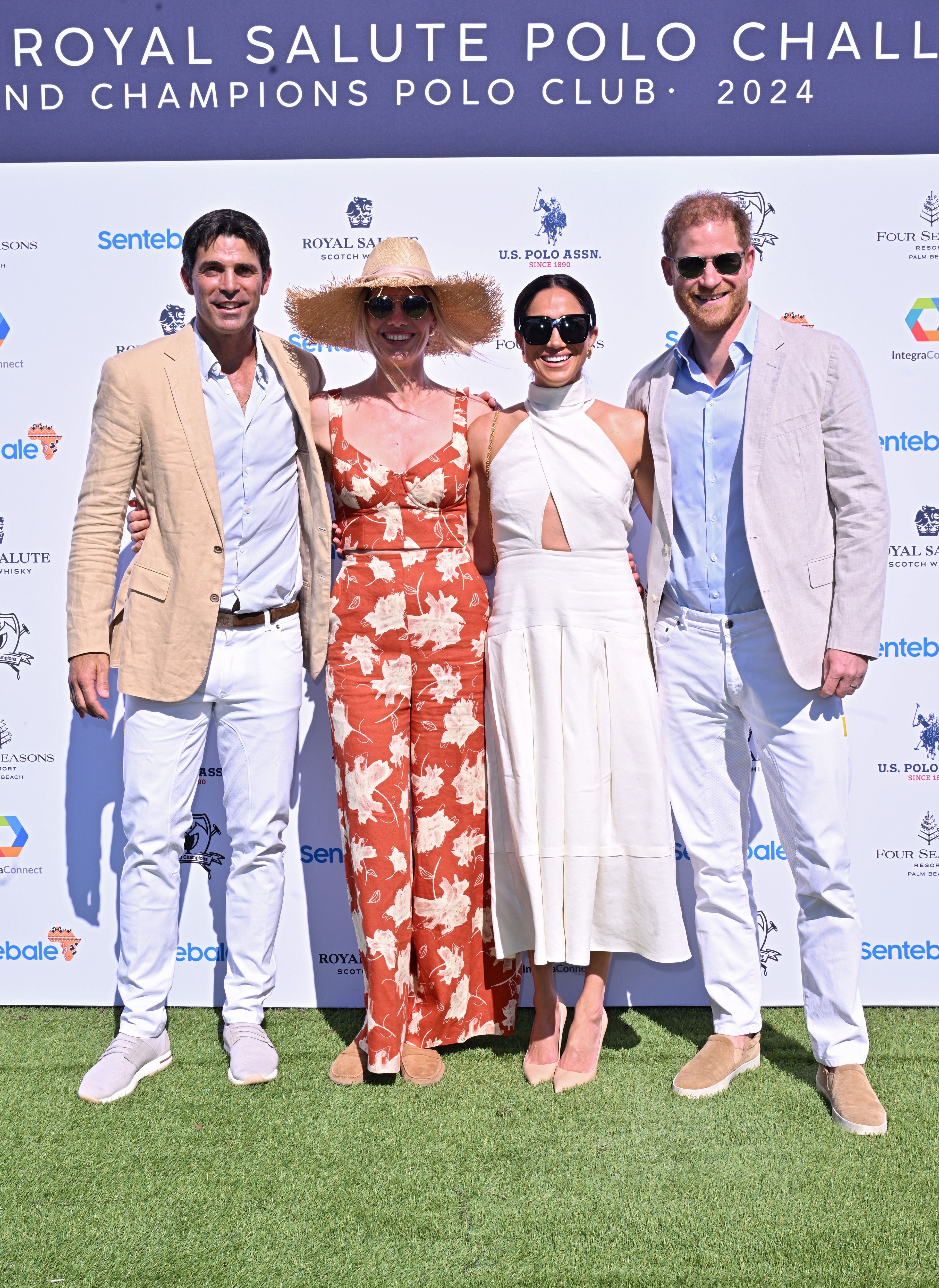 Meghan Markle et le prince Harry avec leurs amis, Nacho Figueras et Delfina Blaquier, lors du Royal Salute Polo Challenge au profit de Sentebale à Wellington, en Floride, le 12 avril 2024 | Source : Getty Images