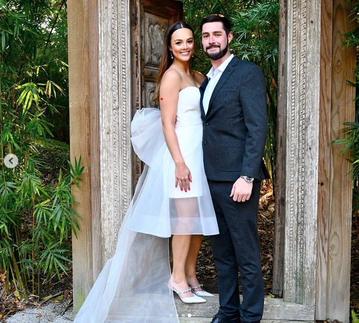 Amanda DeWitt et Andrew LeBlanc avant leur mariage le 2 janvier 2024 | Source : Instagram/amanda_please5