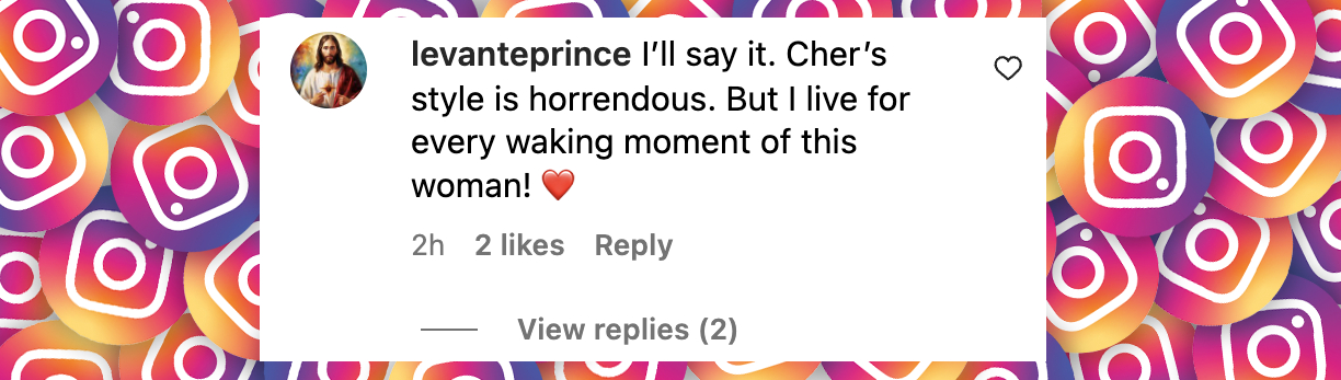 Commentaire d'un internaute sur la tenue de Cher lors du défilé de mode de Victoria's Secret 2024, posté le 15 octobre 2024 | Source : Instagram.com/entertainmenttonight