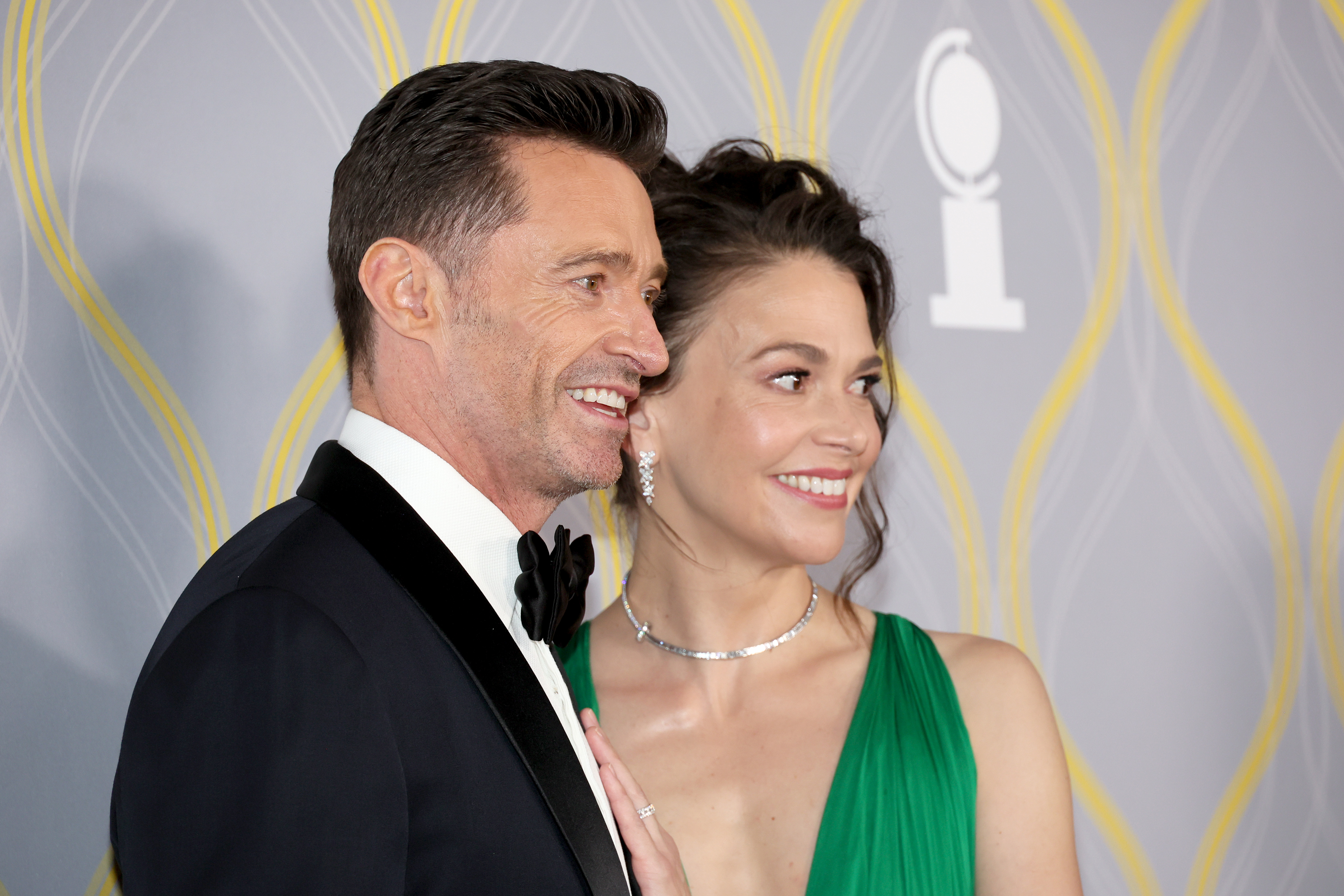 Hugh Jackman et Sutton Foster à New York | Source : Getty Images