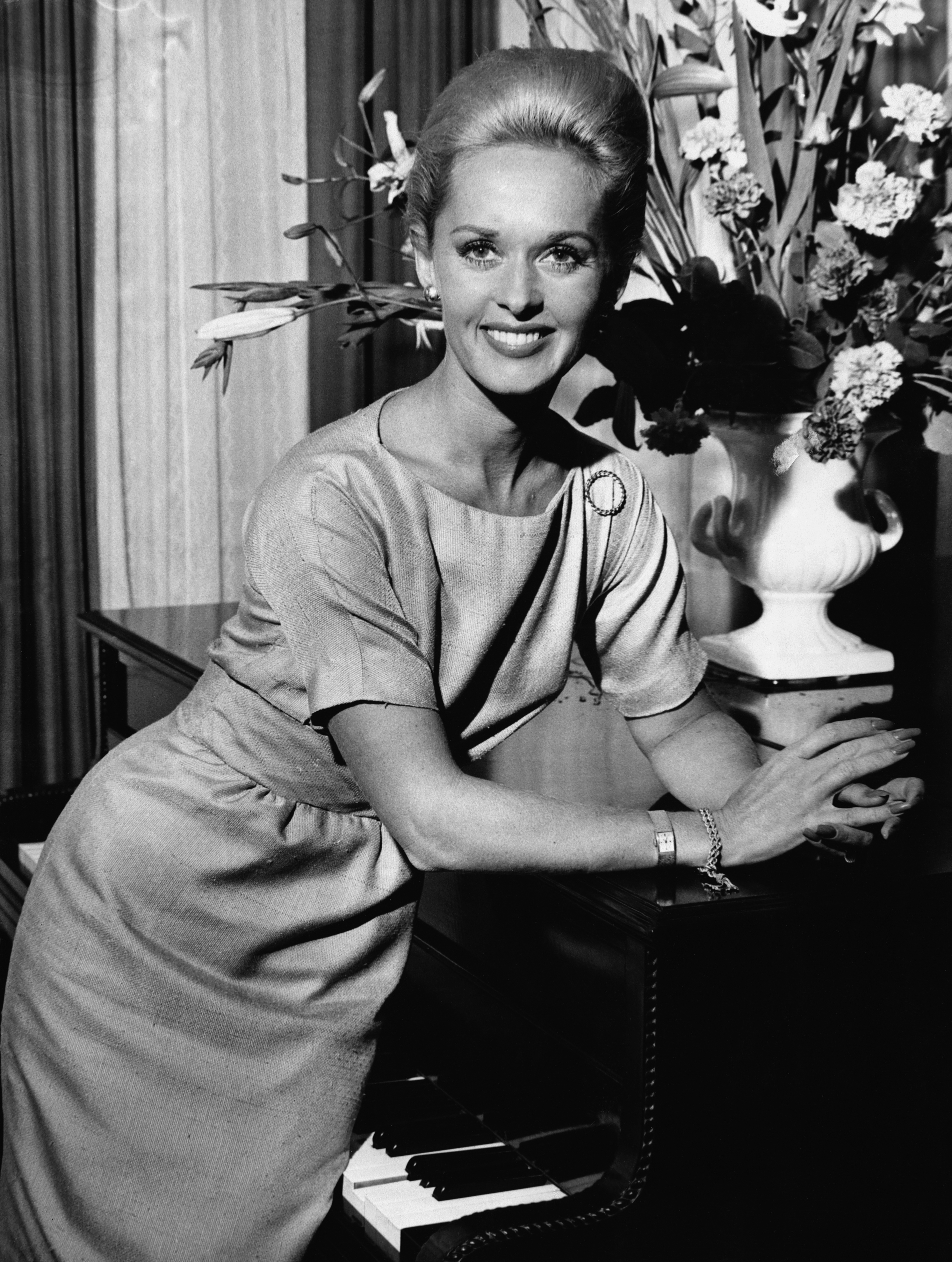 Tippi Hedren à l'hôtel Claridge's en 1963. | Source : Getty Images