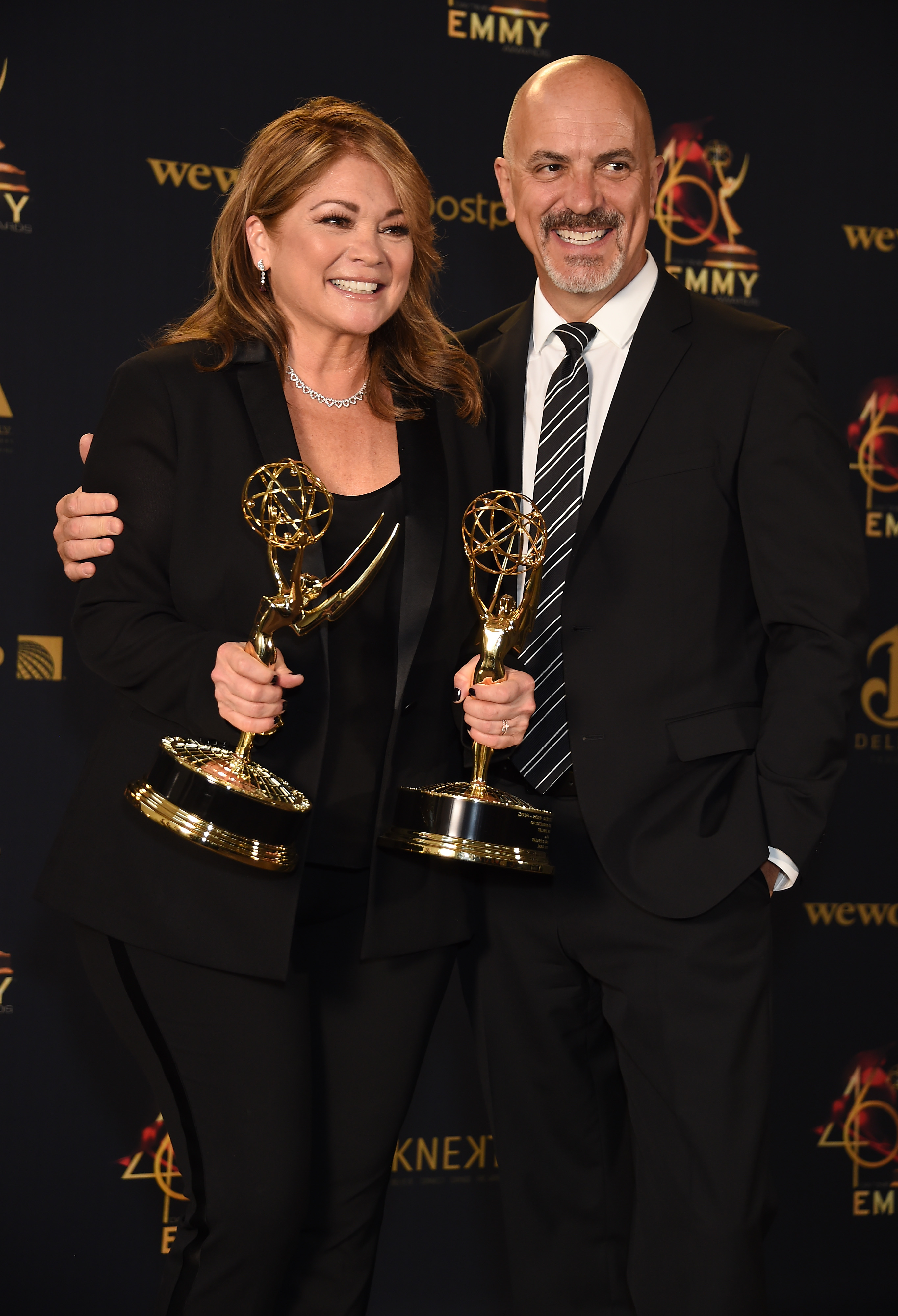 Valerie Bertinelli et Tom Vitale lors de la 46e cérémonie annuelle des Daytime Emmy Awards à Pasadena, en Californie, le 5 mai 2019 | Source : Getty Images