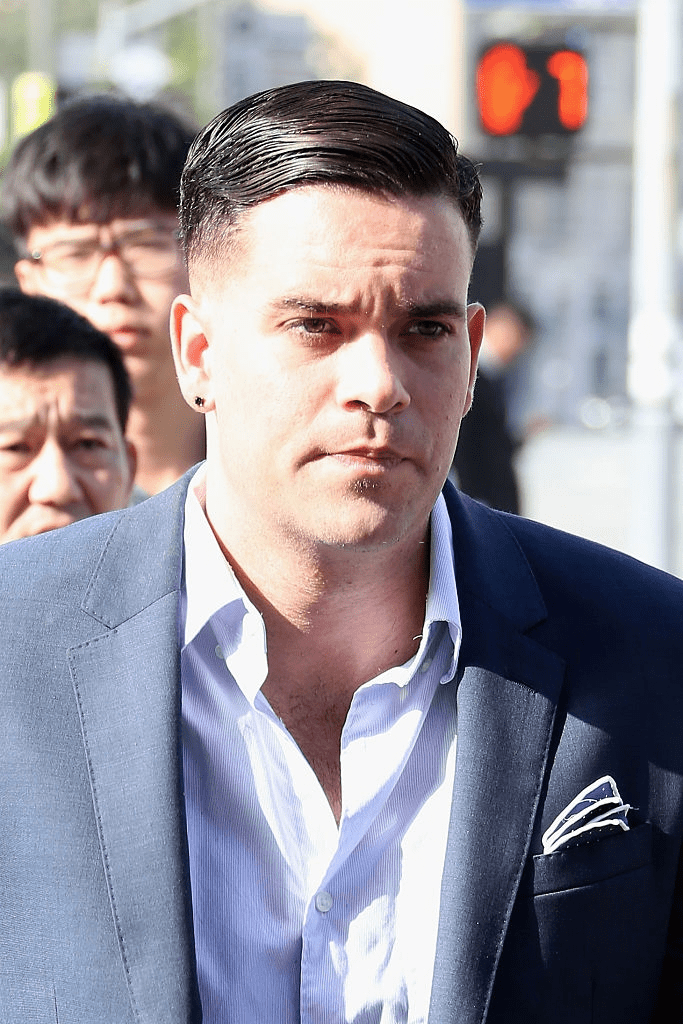 LOS ANGELES, CA - 03 JUIN : Mark Salling arrive pour une comparution au tribunal des États-Unis - District central de Californie le 3 juin 2016 à Los Angeles, Californie. | Photo : Getty Images