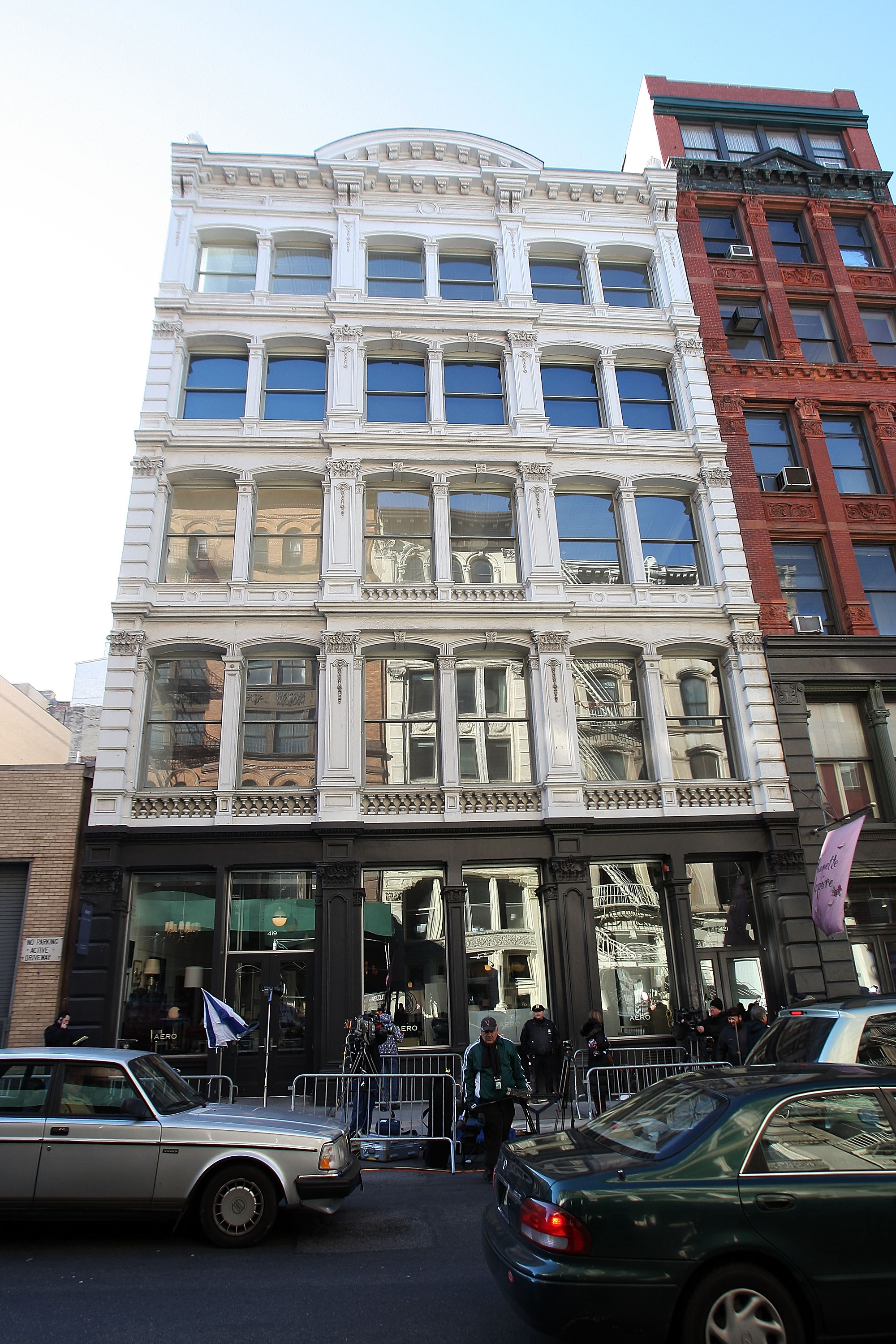 L'immeuble d'habitation de Heath Ledger après son décès le 23 janvier 2008 à SoHo, New York | Source : Getty Images