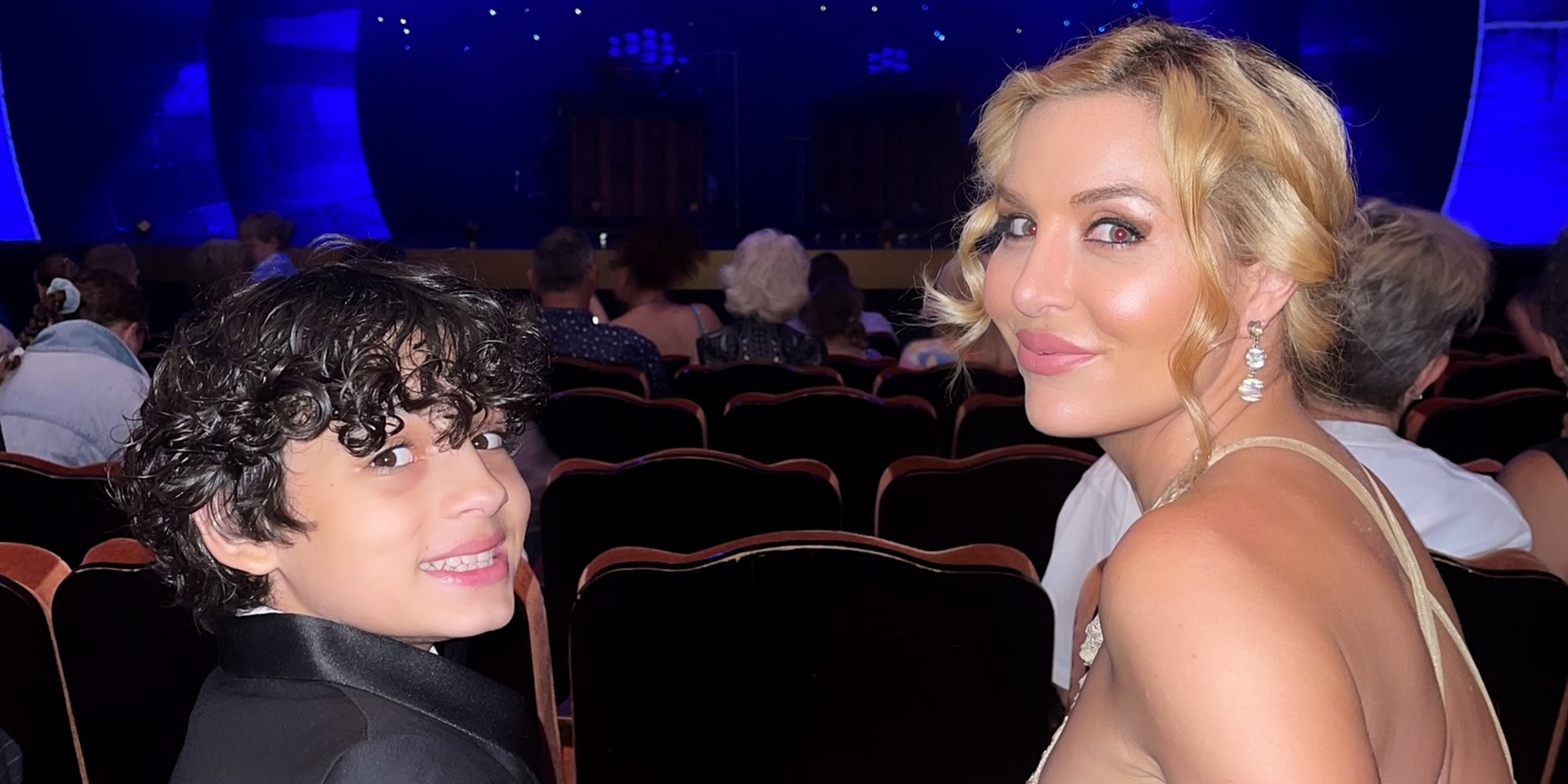 Clare McCann et son fils Atreyu | Source : instagram@claremccannofficial