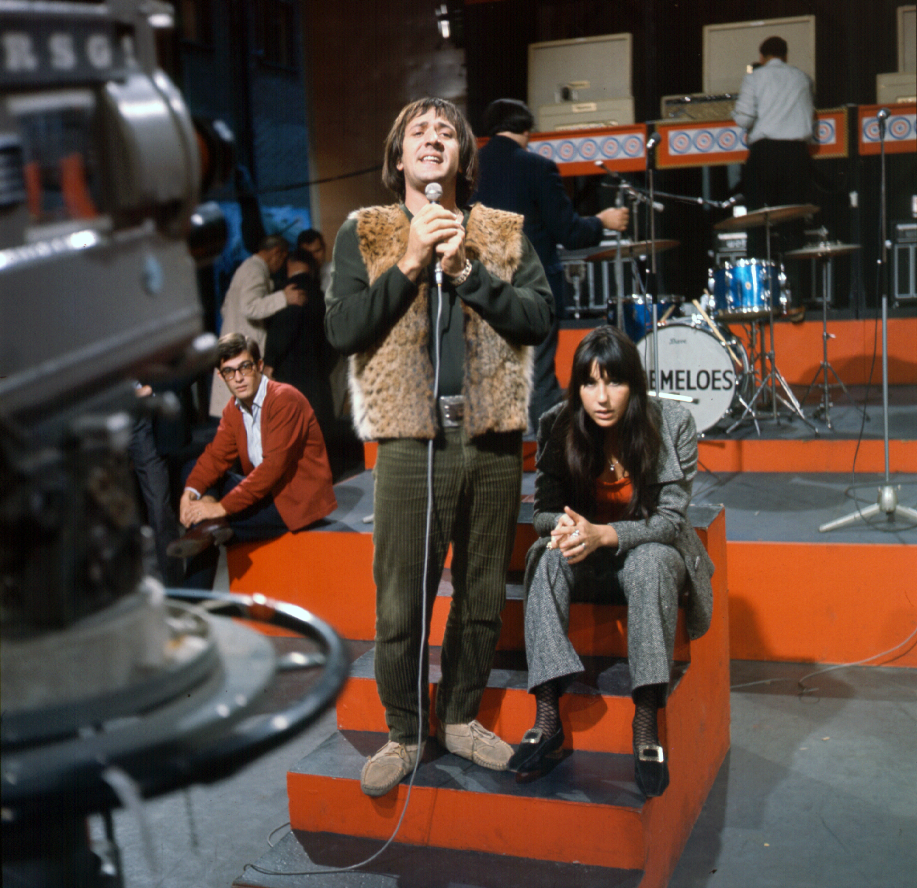 Sonny Bono & Cher le 6 août 1965 à Londres, Angleterre | Source : Getty Images