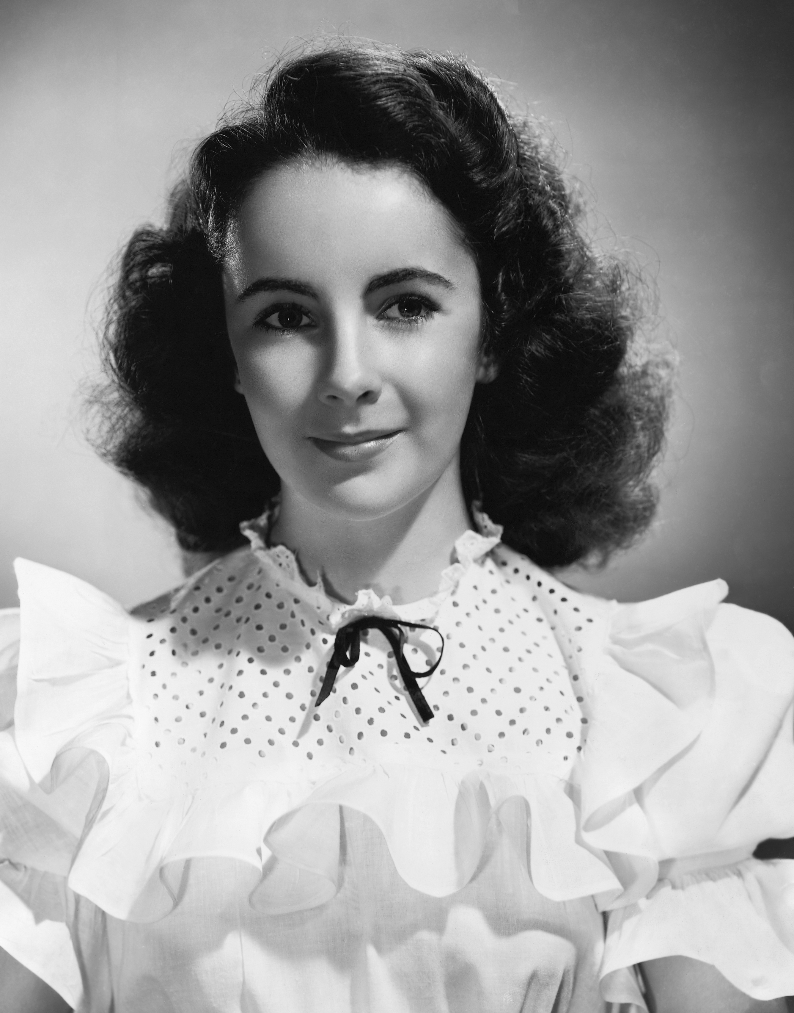 Elizabeth Taylor, vers 1944 | Source : Getty Images