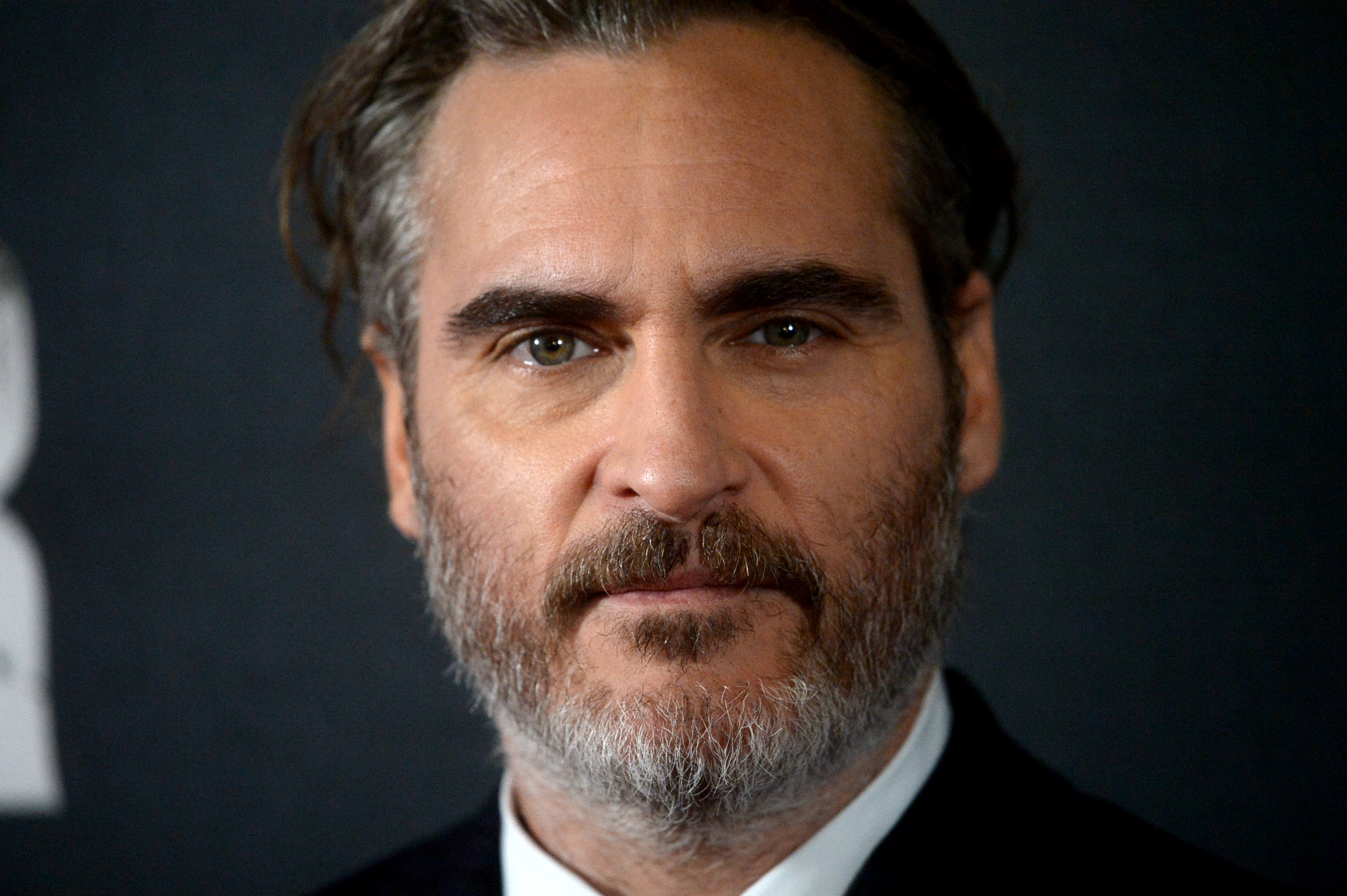 Joaquin Phoenix assiste à une projection spéciale de "Joker" le 25 septembre 2019 à Londres, en Angleterre. | Source : Getty Images