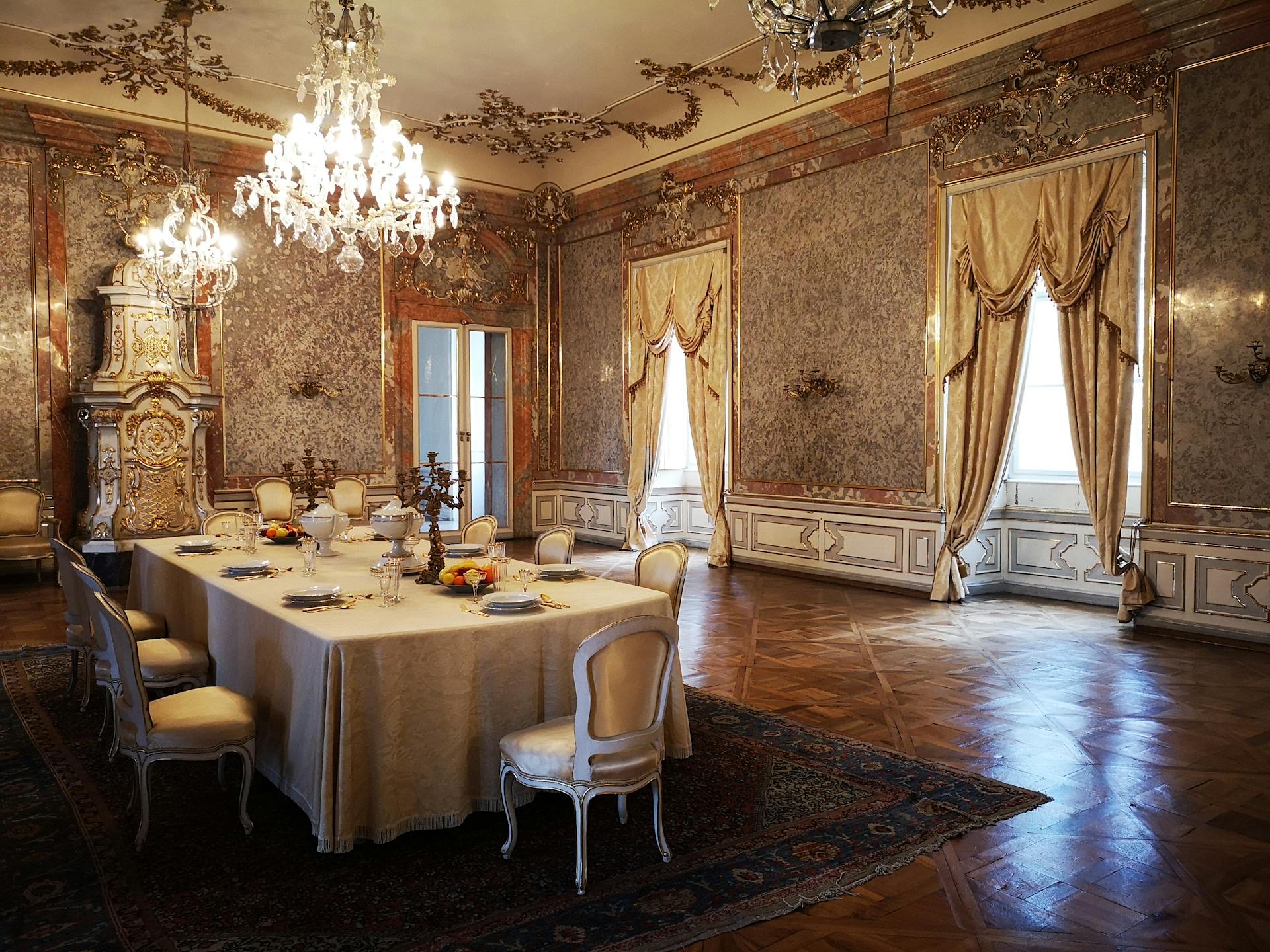 Une salle à manger luxueuse | Source : Pexels