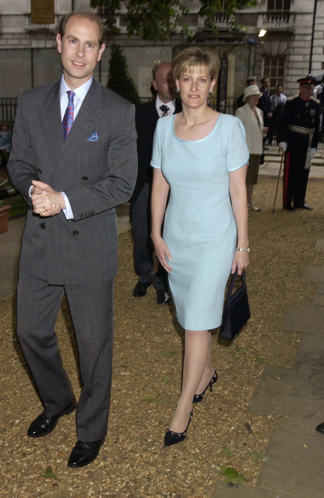 Le prince Edward et Sophie, comtesse de Wessex à la foire de Barclay's Square à Londres le 20 juin 2002 | Source : Getty Images